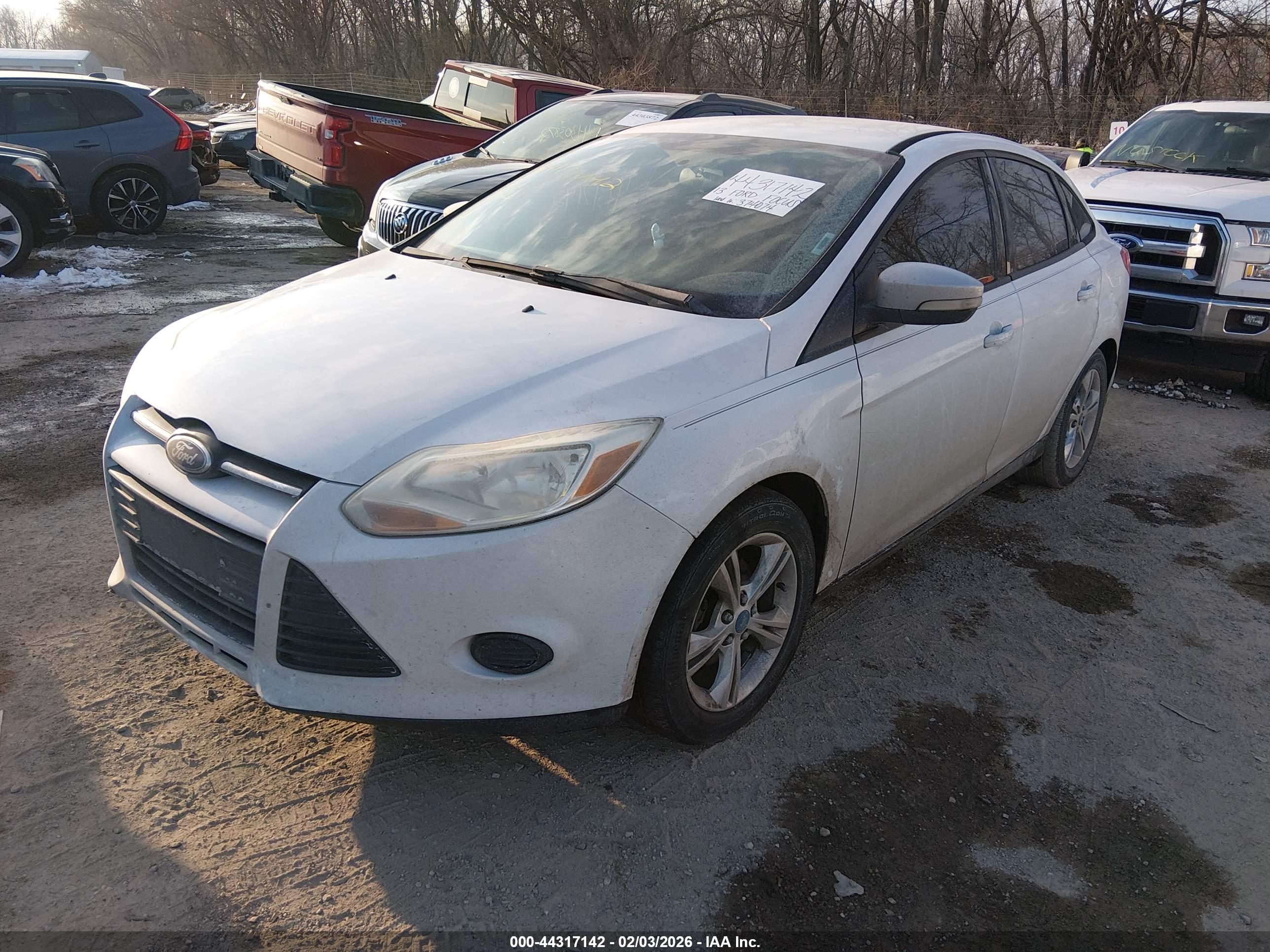 FORD FOCUS image 2
