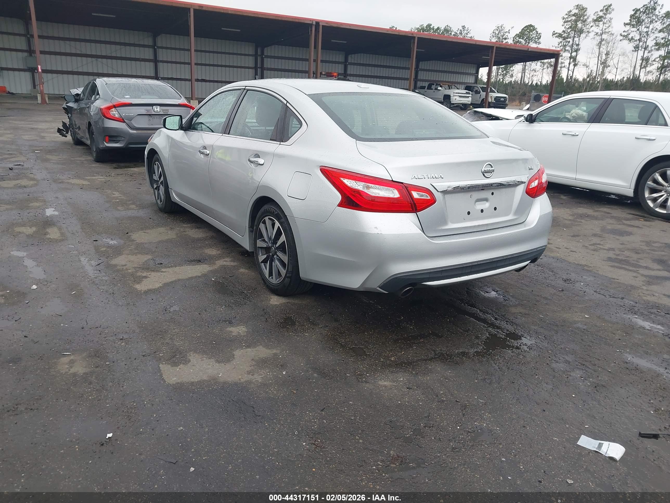 NISSAN ALTIMA image 3