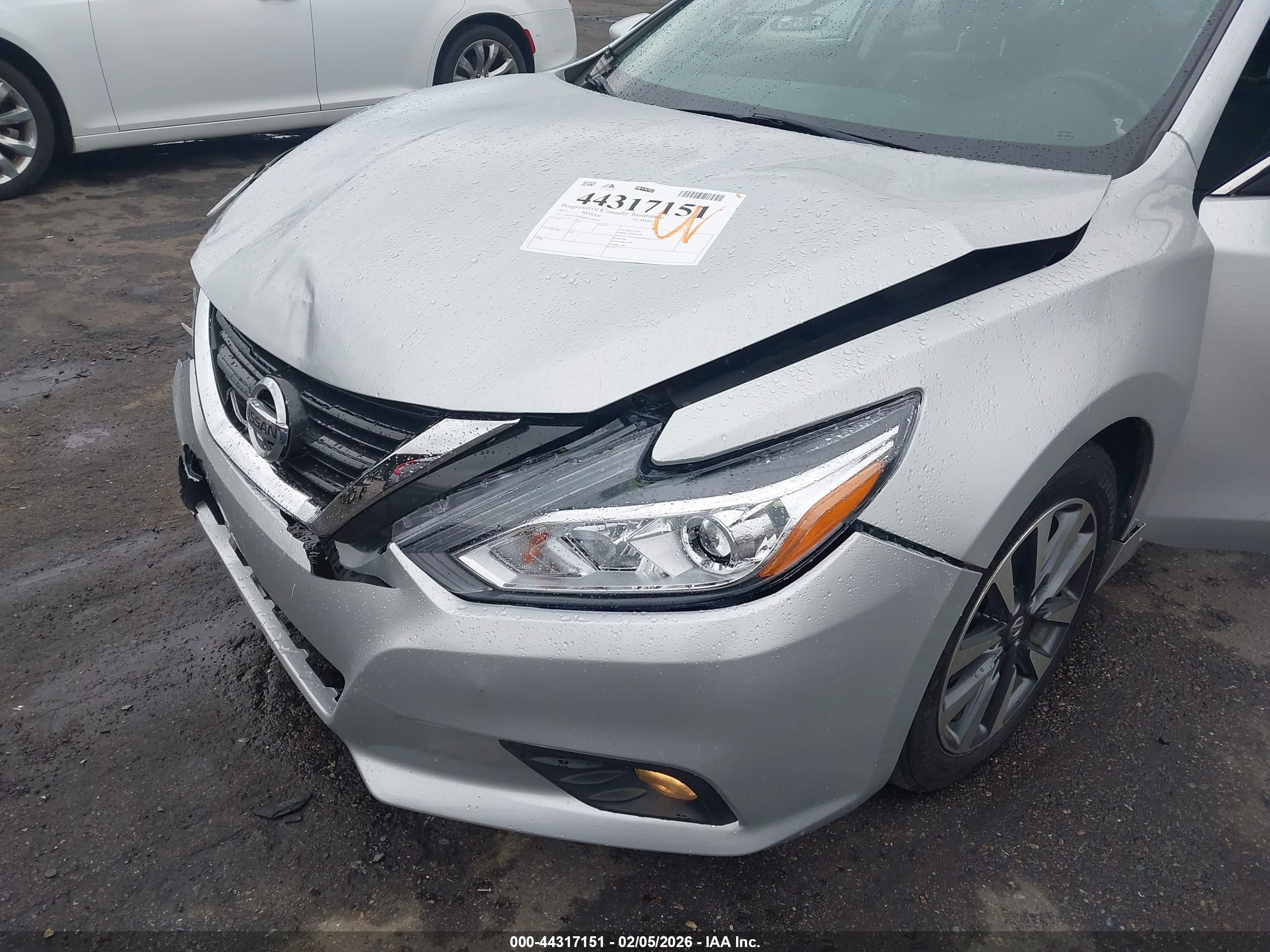 NISSAN ALTIMA image 6