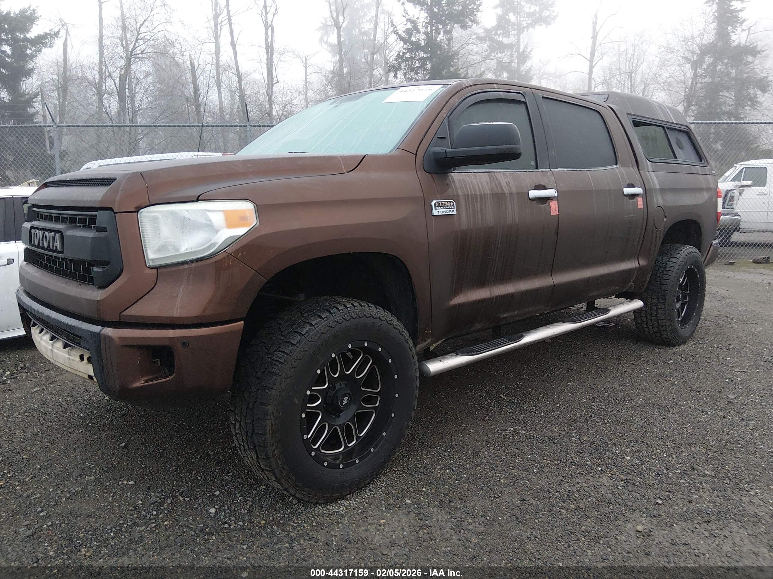 TOYOTA TUNDRA image 2