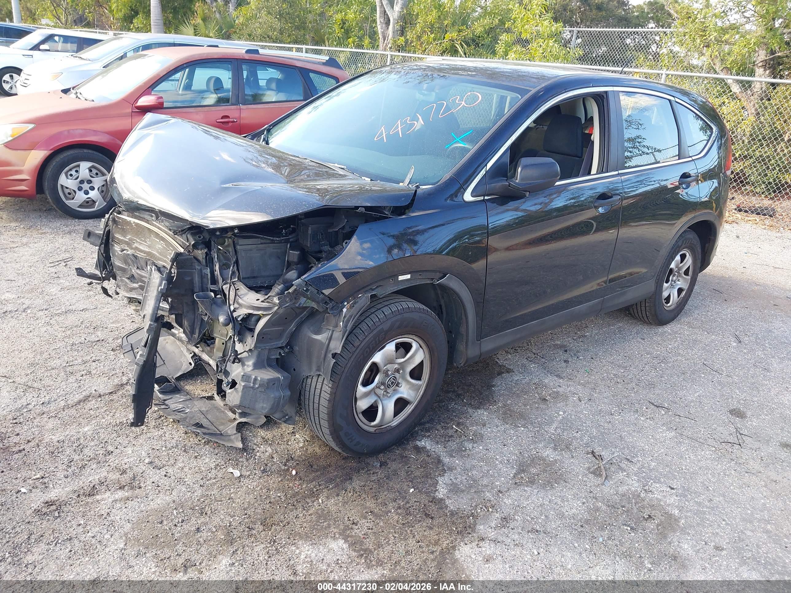 HONDA CR-V image 2
