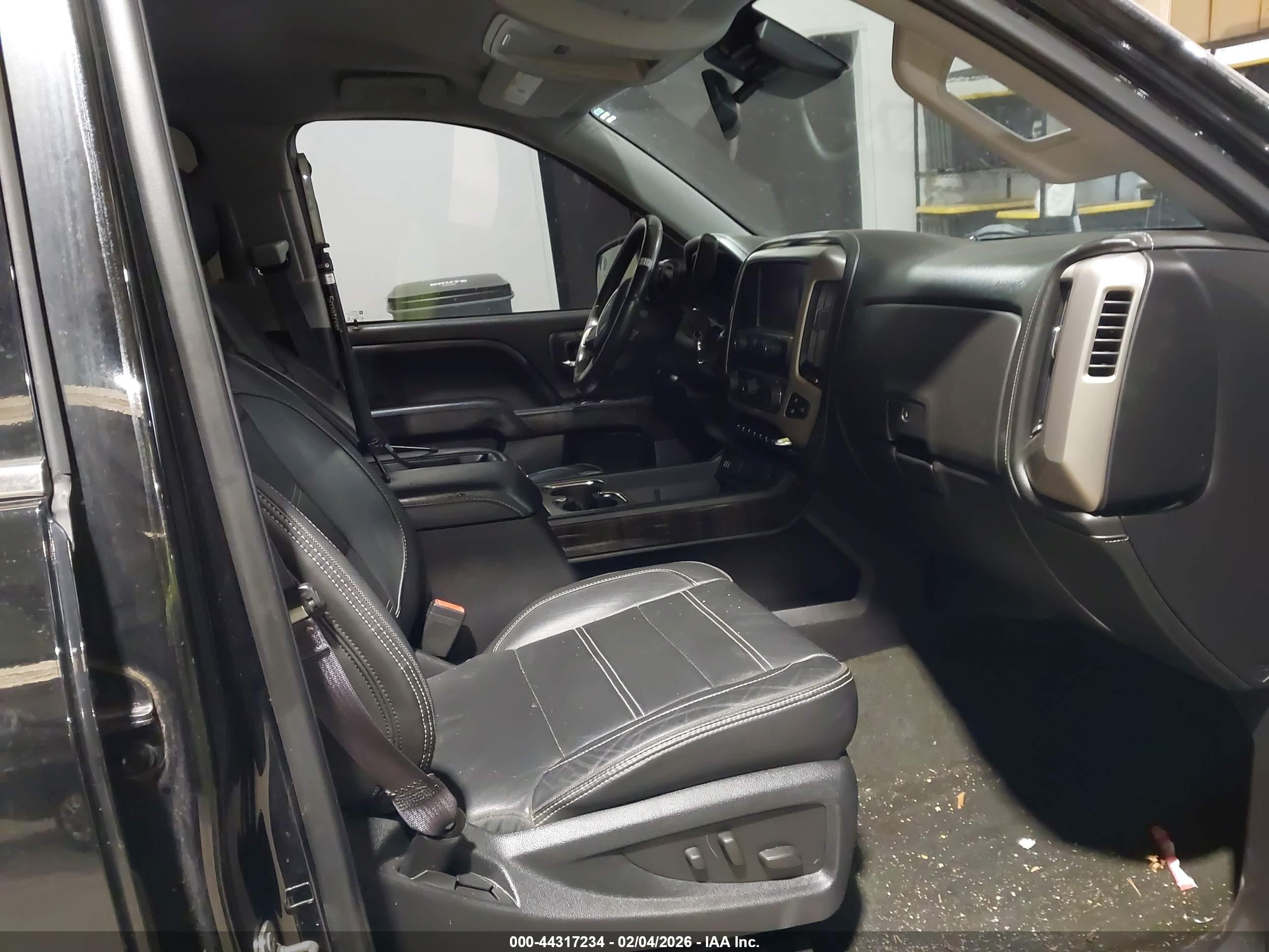 GMC SIERRA image 5