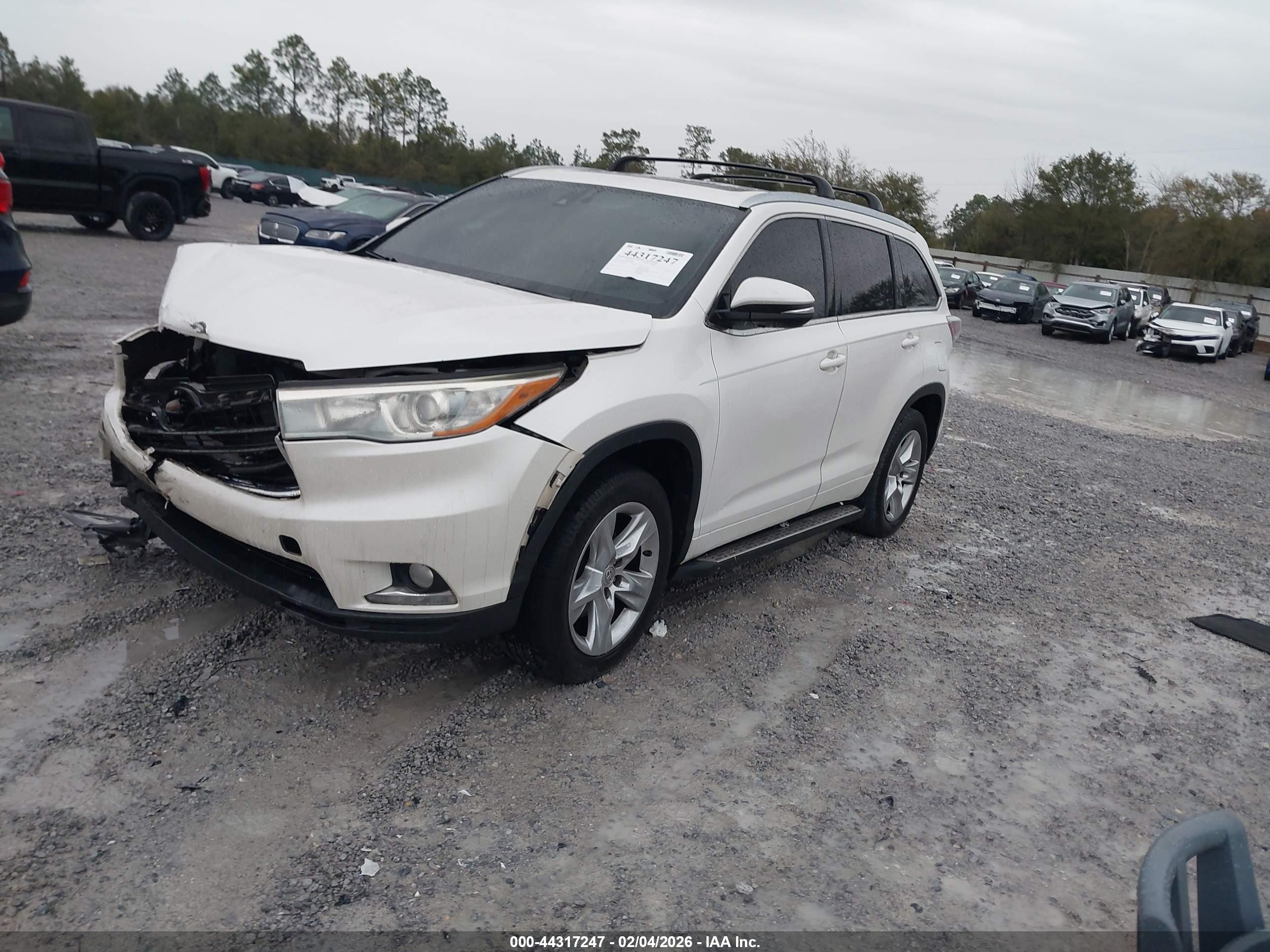 TOYOTA HIGHLANDER image 2