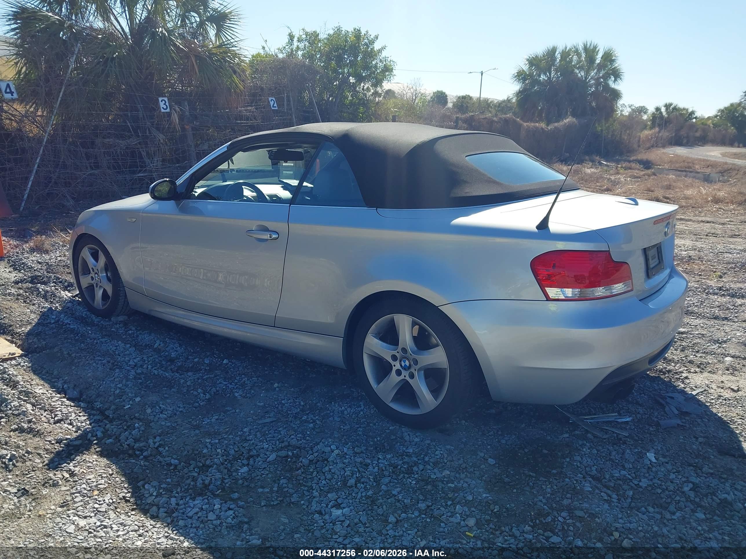 BMW 135I image 3