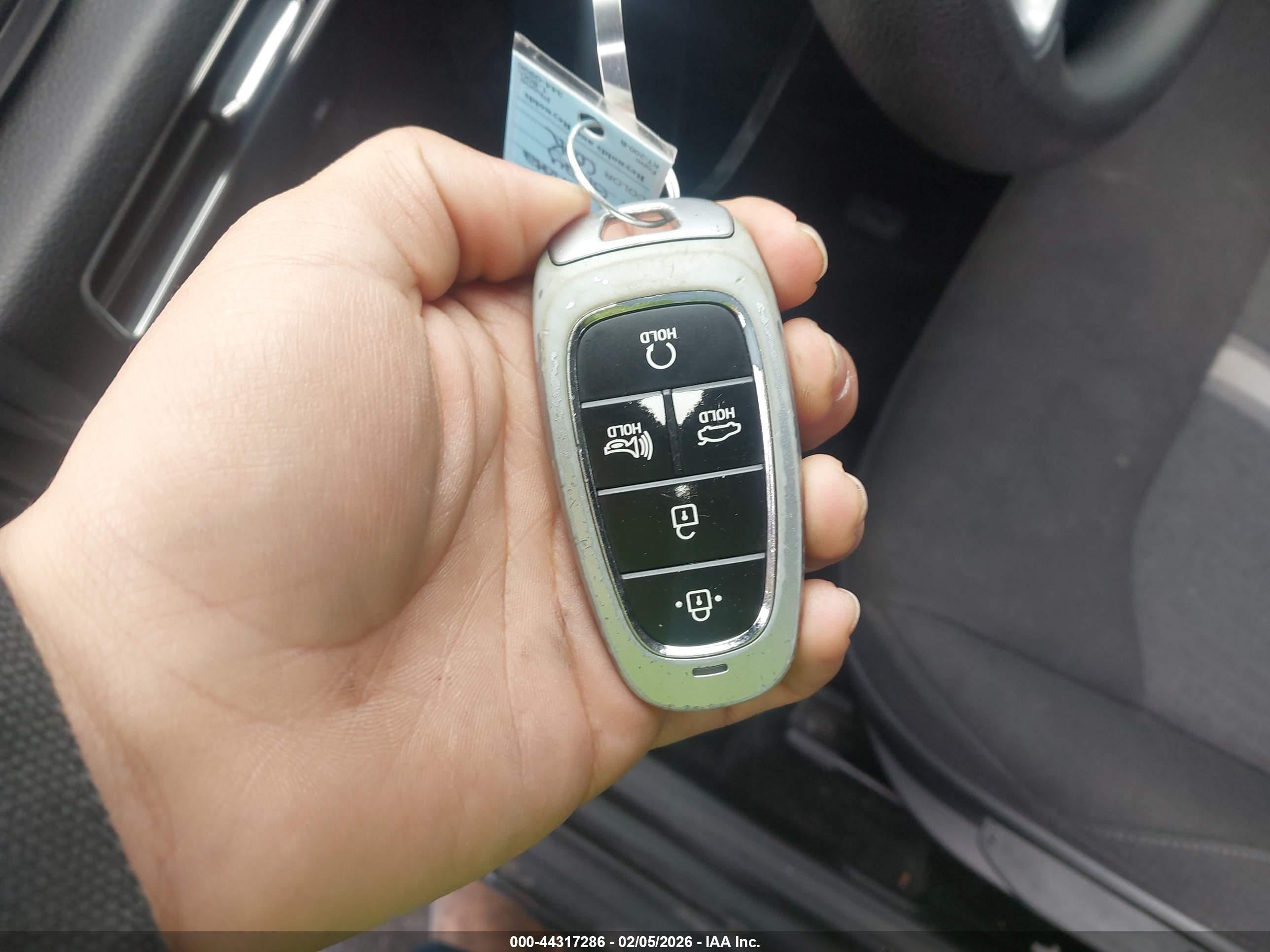 HYUNDAI SONATA image 11