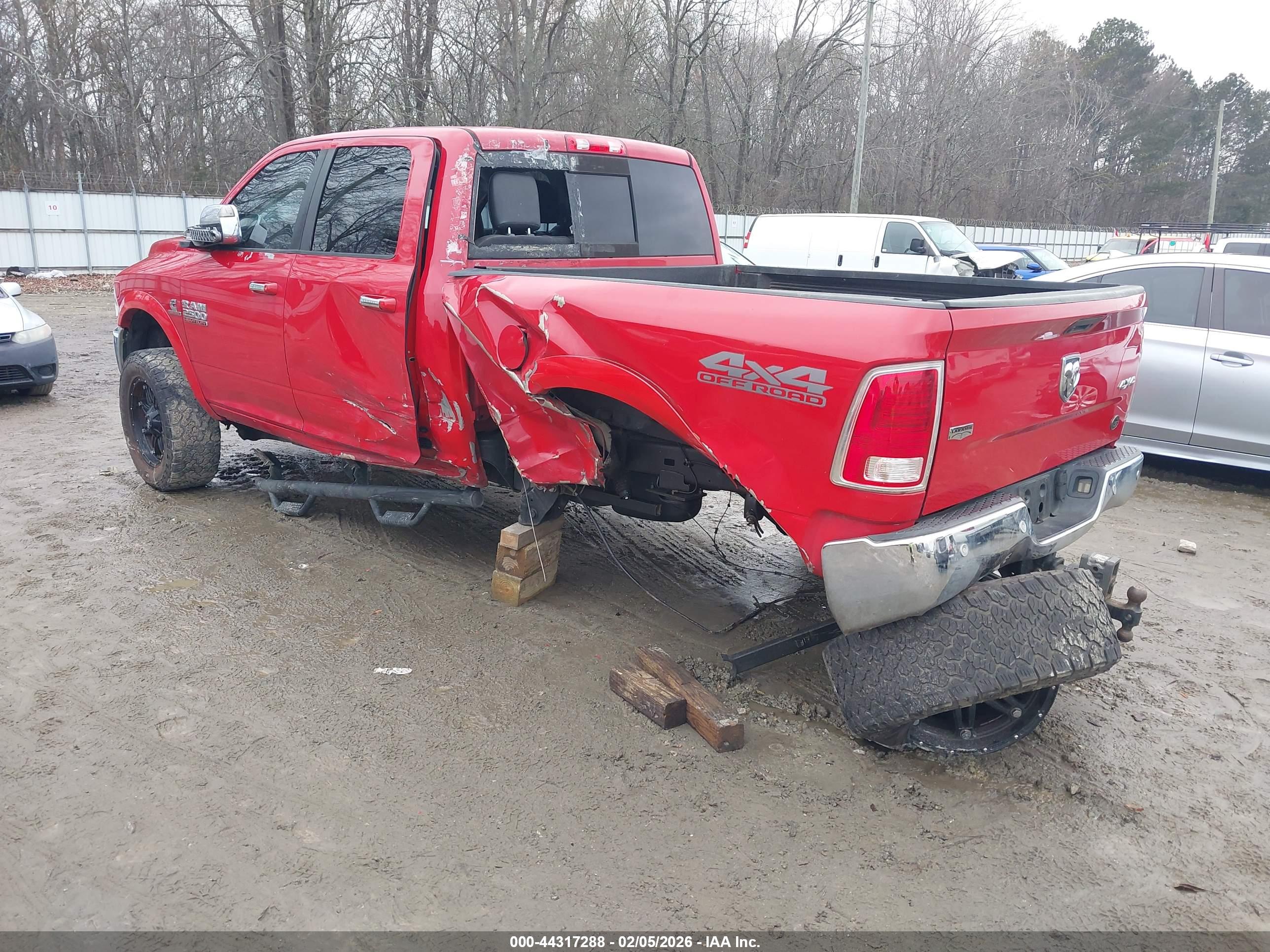RAM 2500 image 3