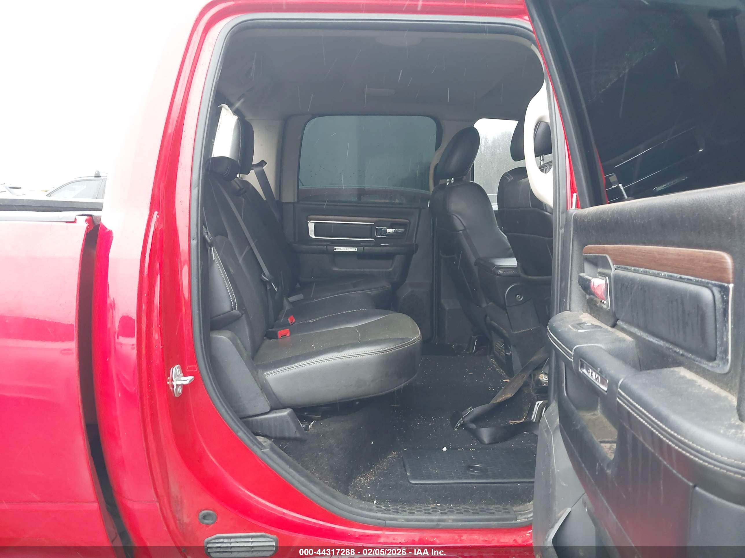 RAM 2500 image 8