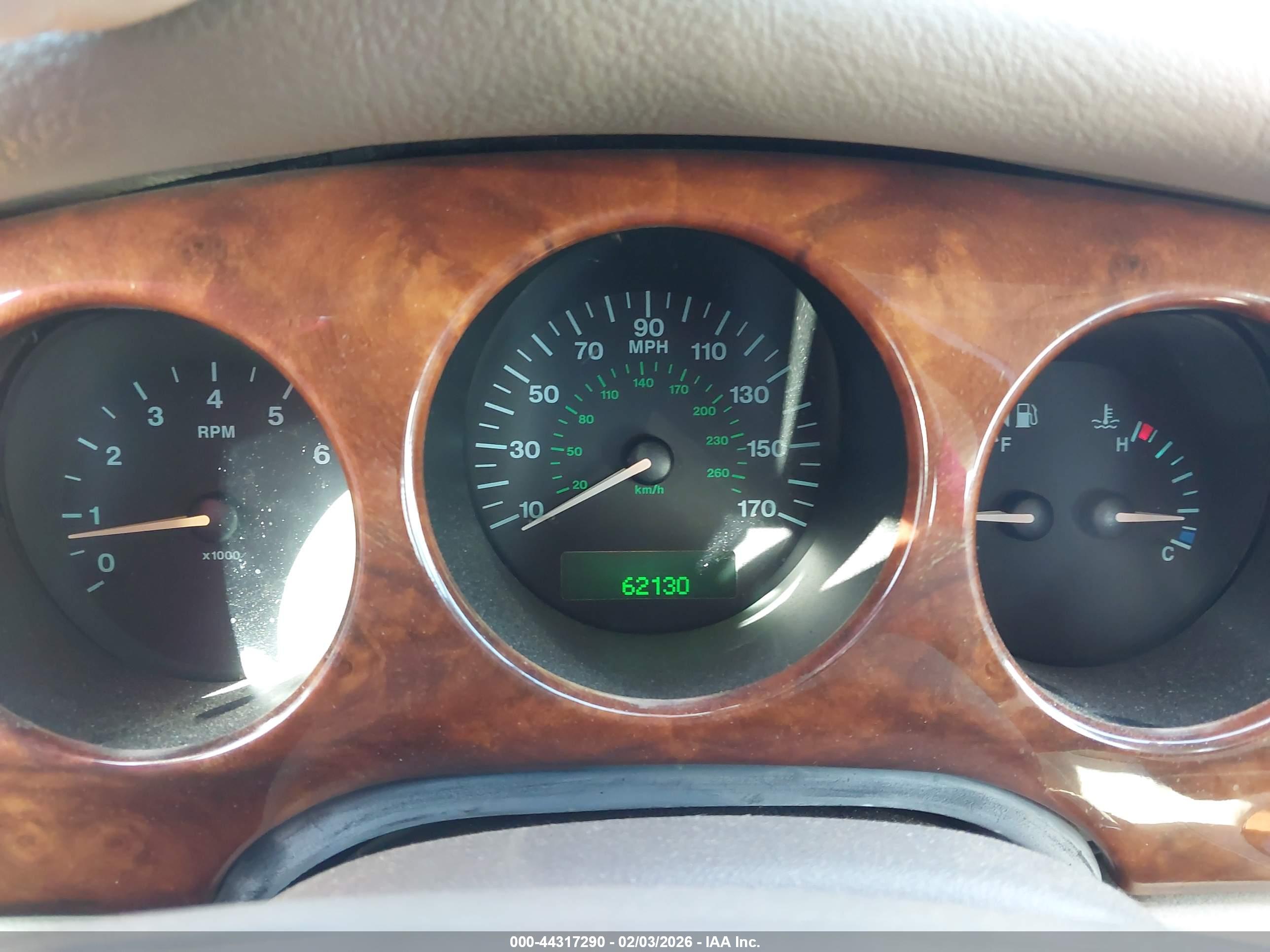 JAGUAR XJ image 7