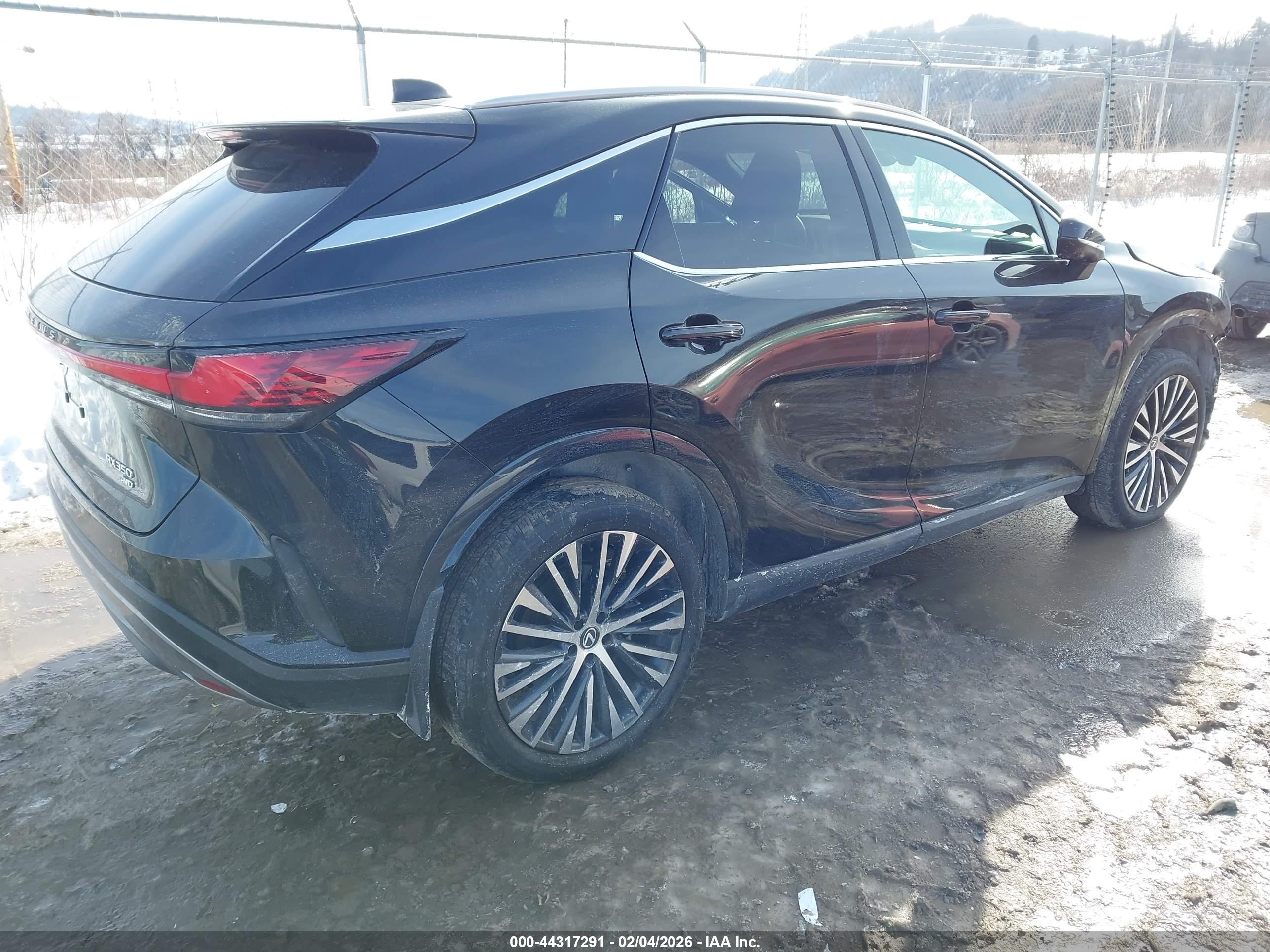 LEXUS RX image 4