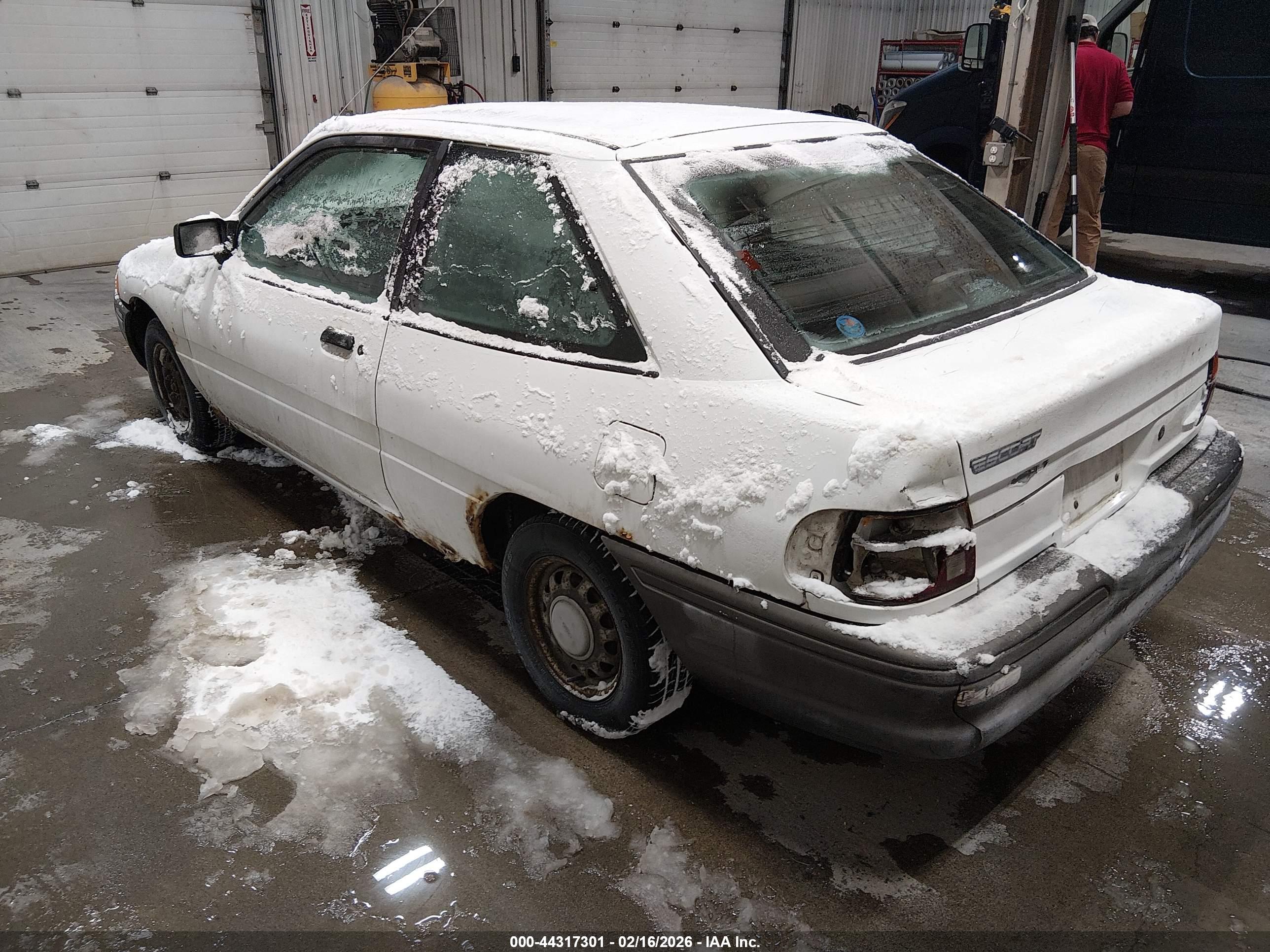 FORD ESCORT image 3