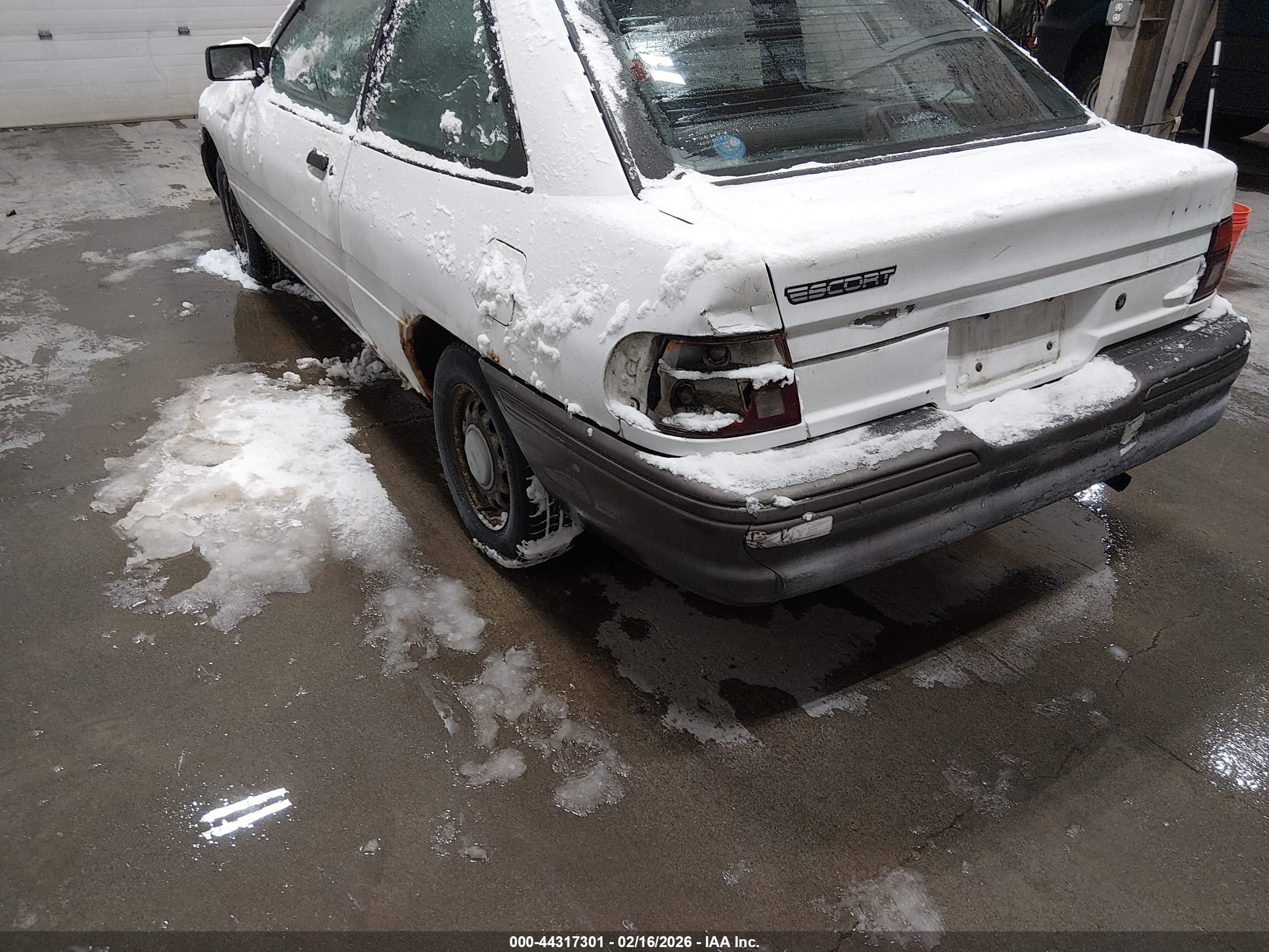 FORD ESCORT image 6