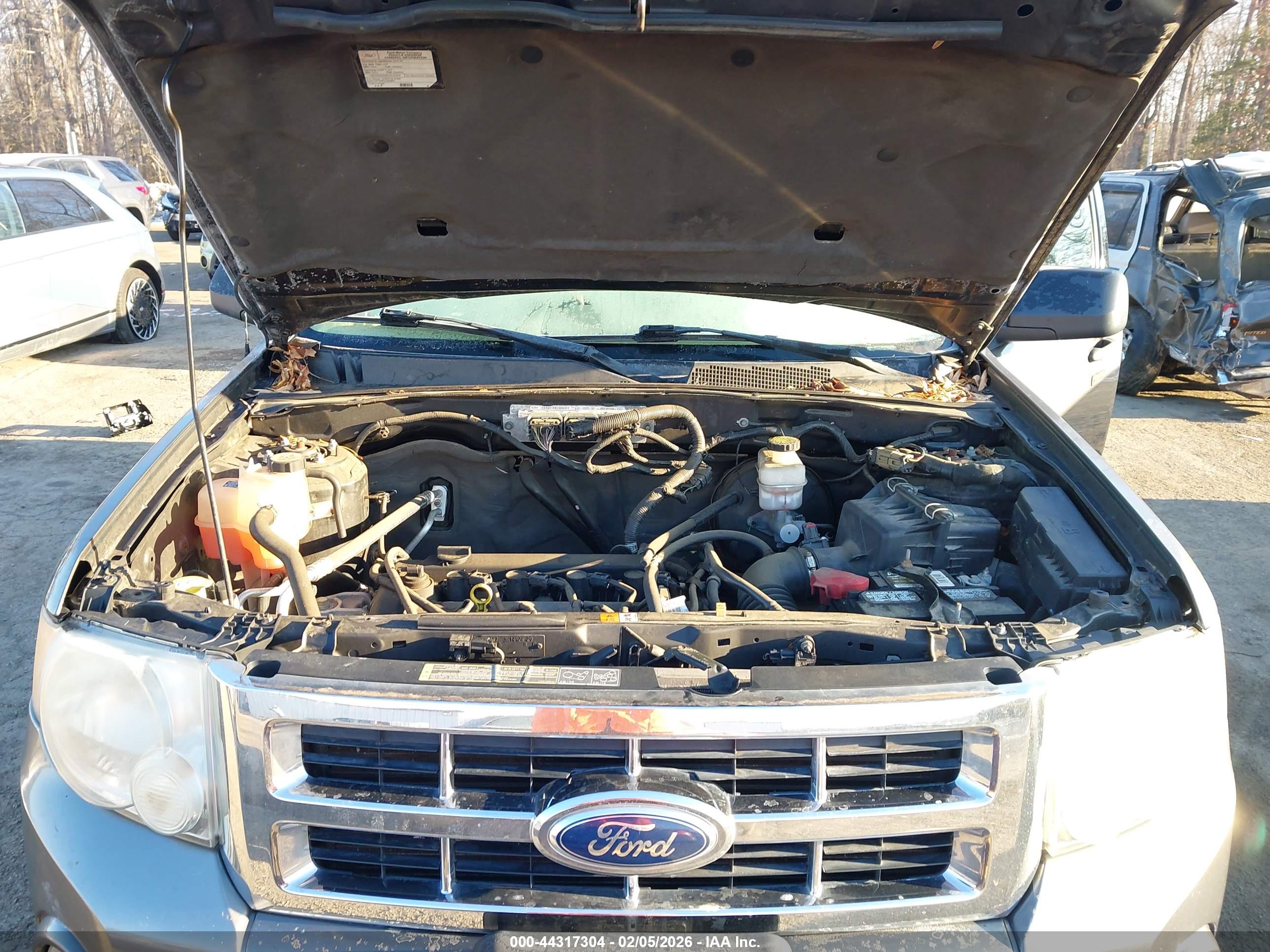 FORD ESCAPE image 10