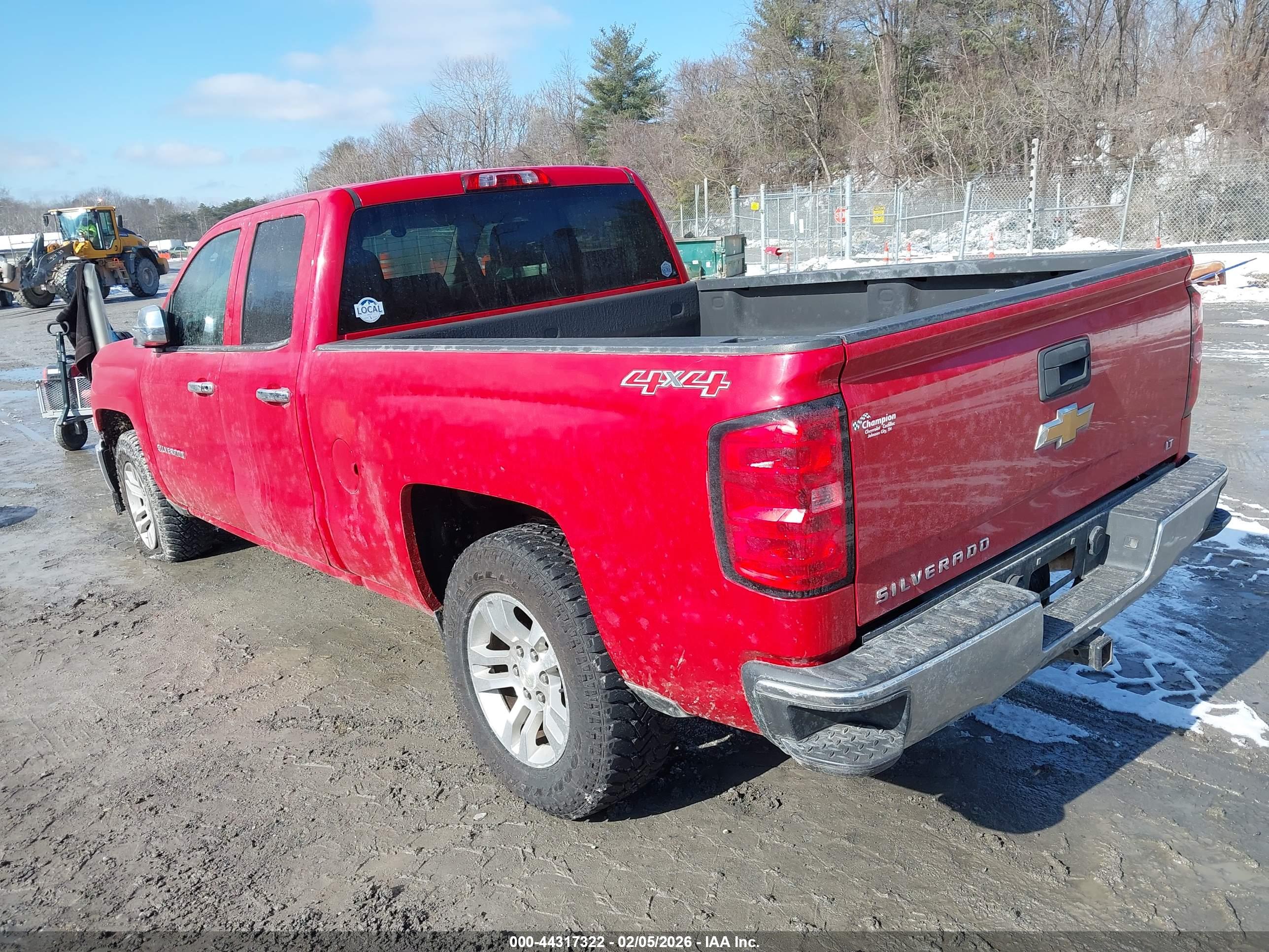 CHEVROLET SILVERADO image 3