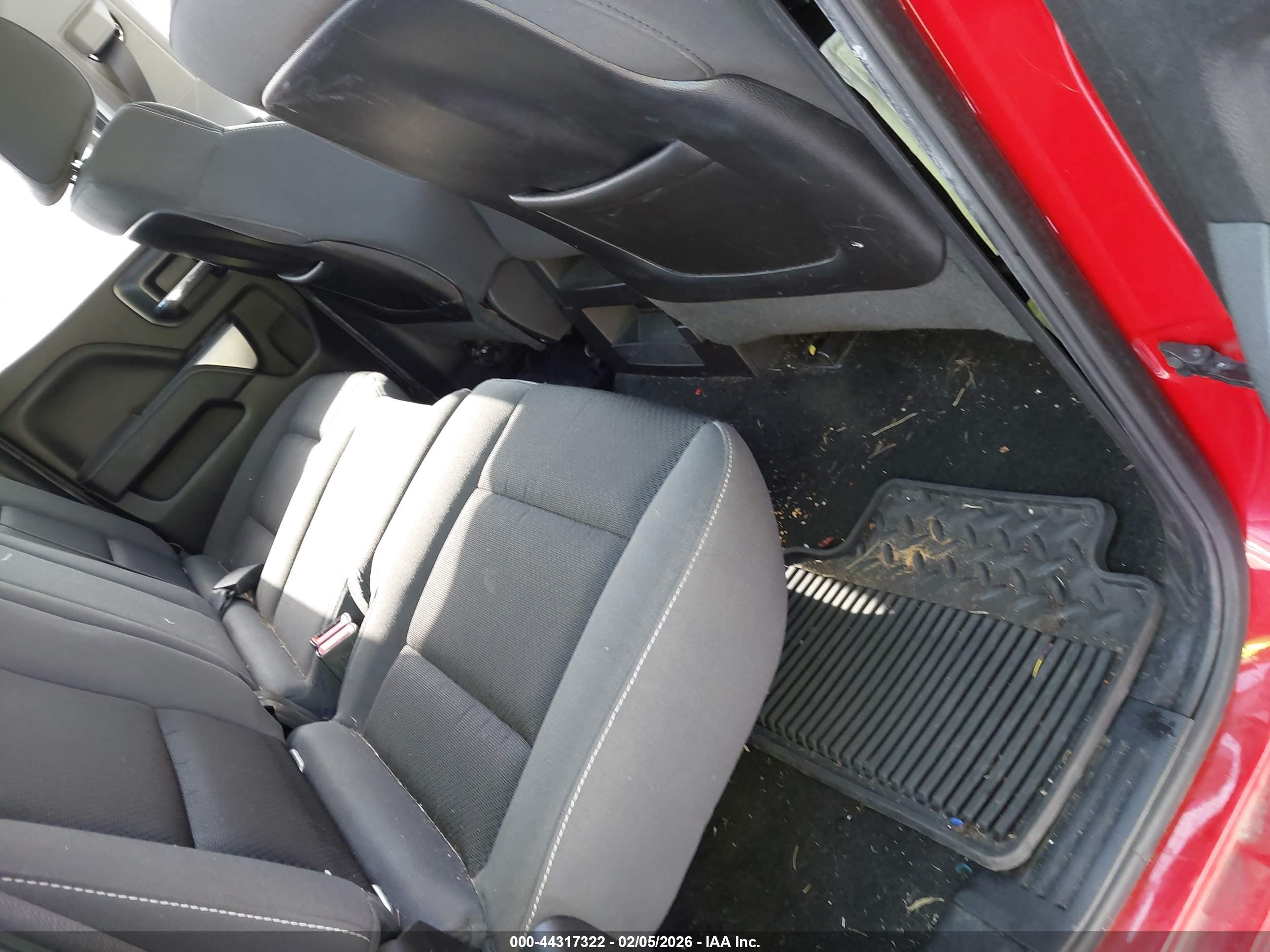 CHEVROLET SILVERADO image 8