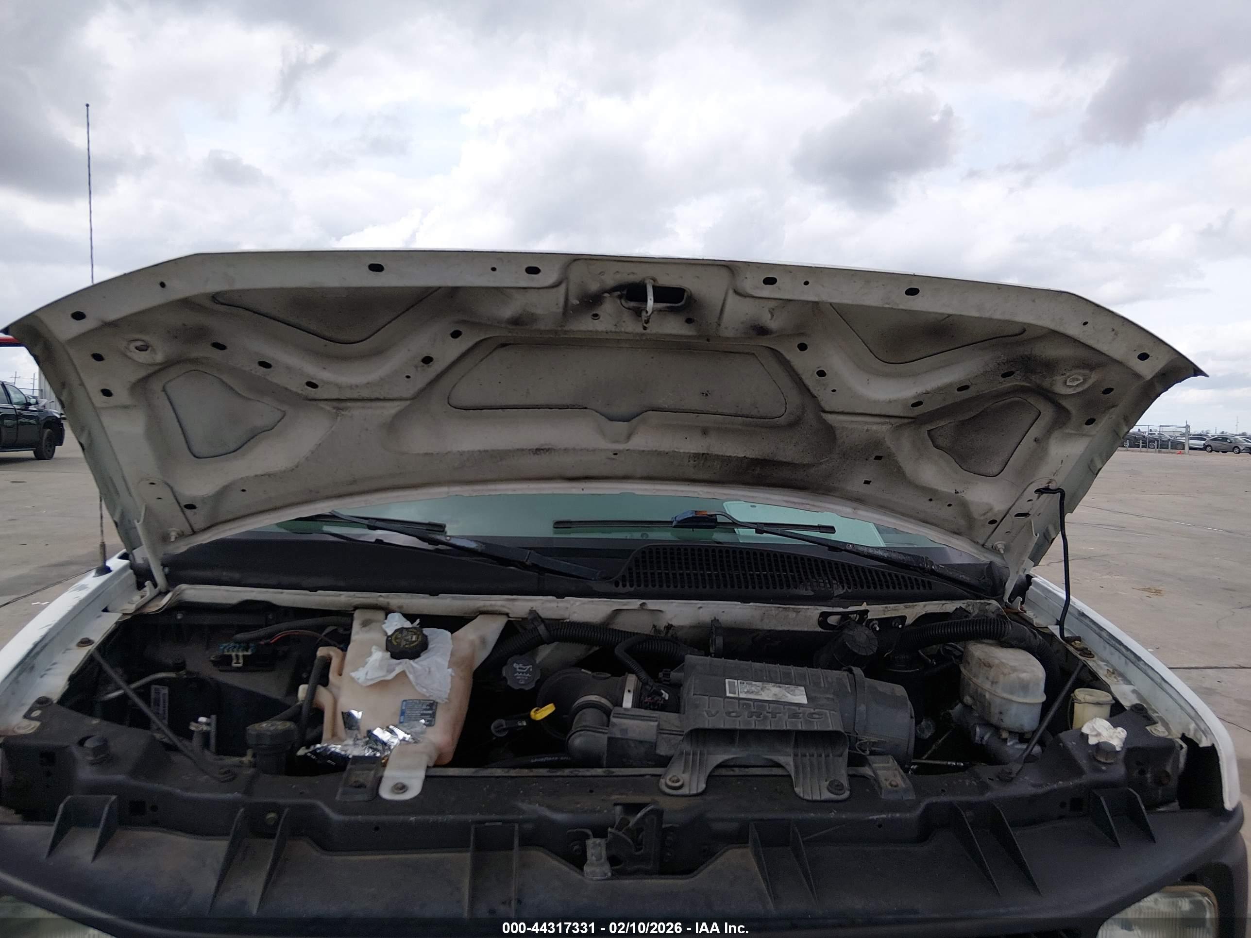 CHEVROLET EXPRESS image 10