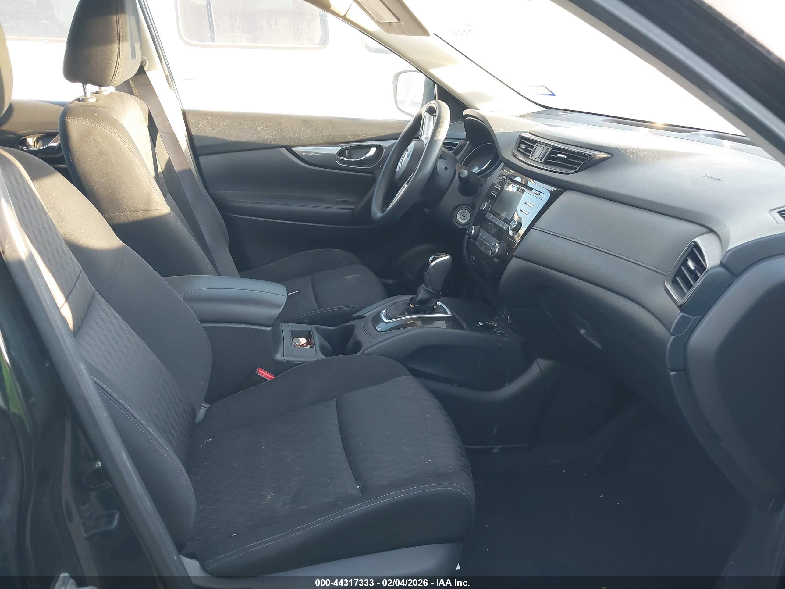 NISSAN ROGUE image 5