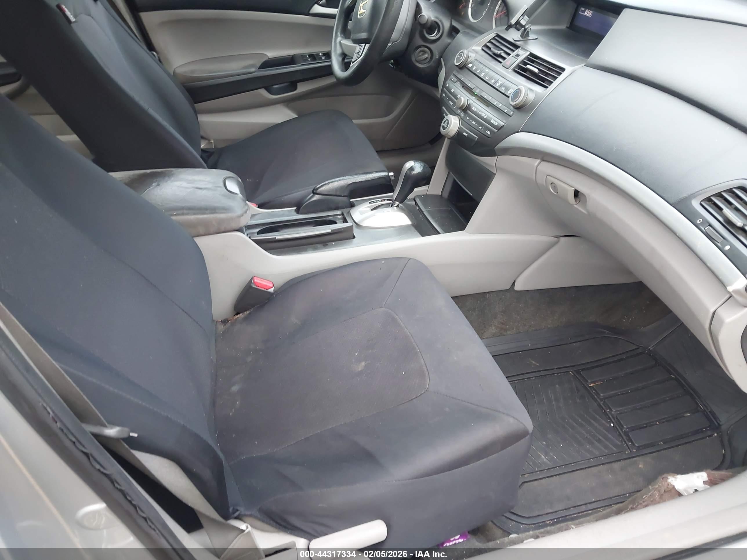 HONDA ACCORD image 5