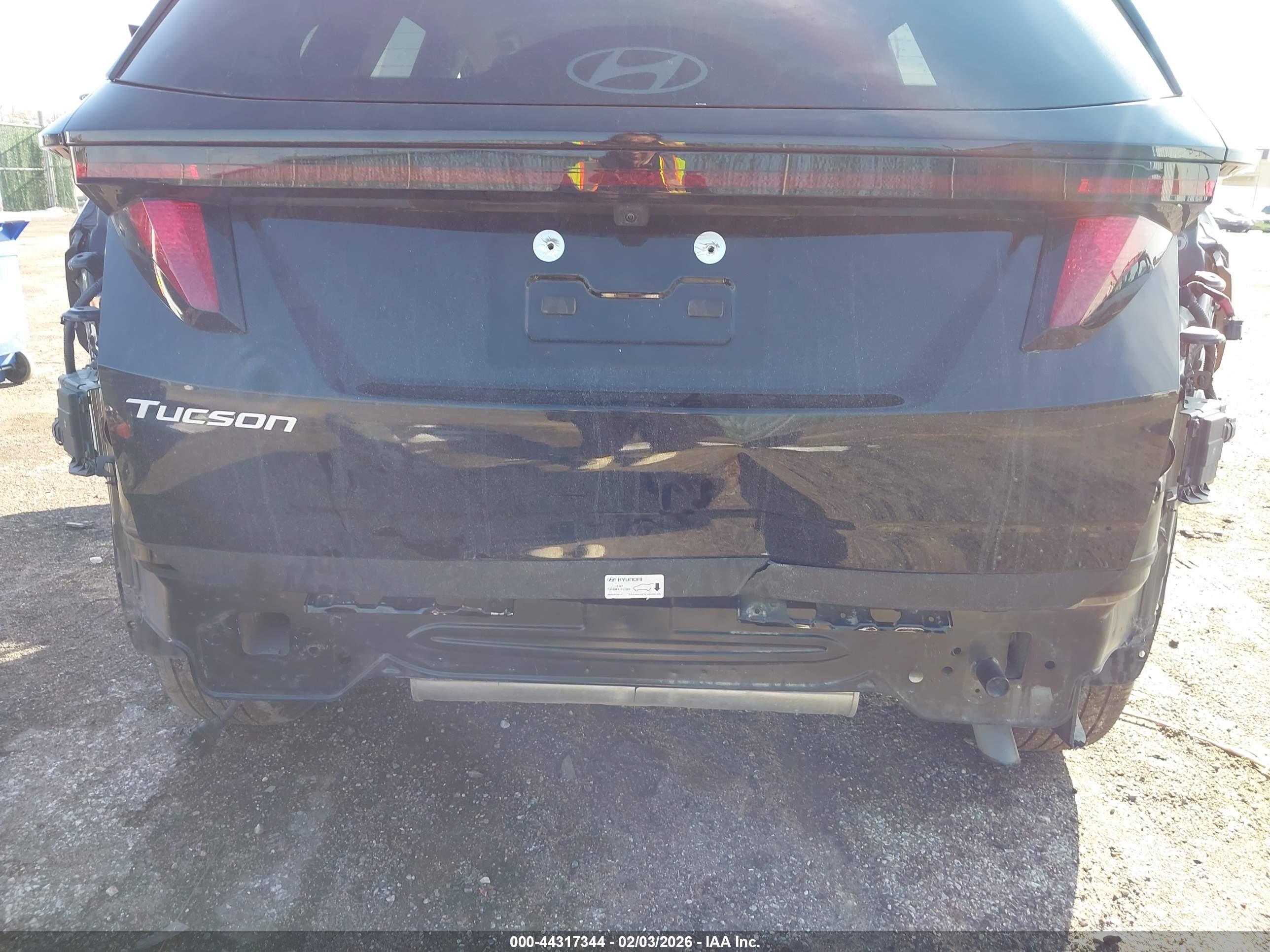 HYUNDAI TUCSON image 6