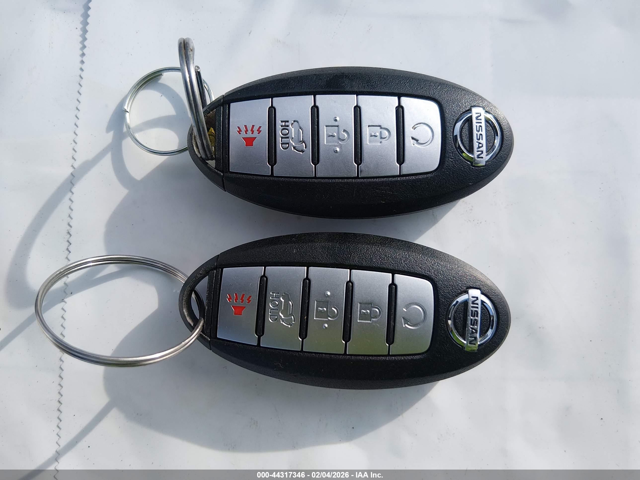 NISSAN MURANO image 11