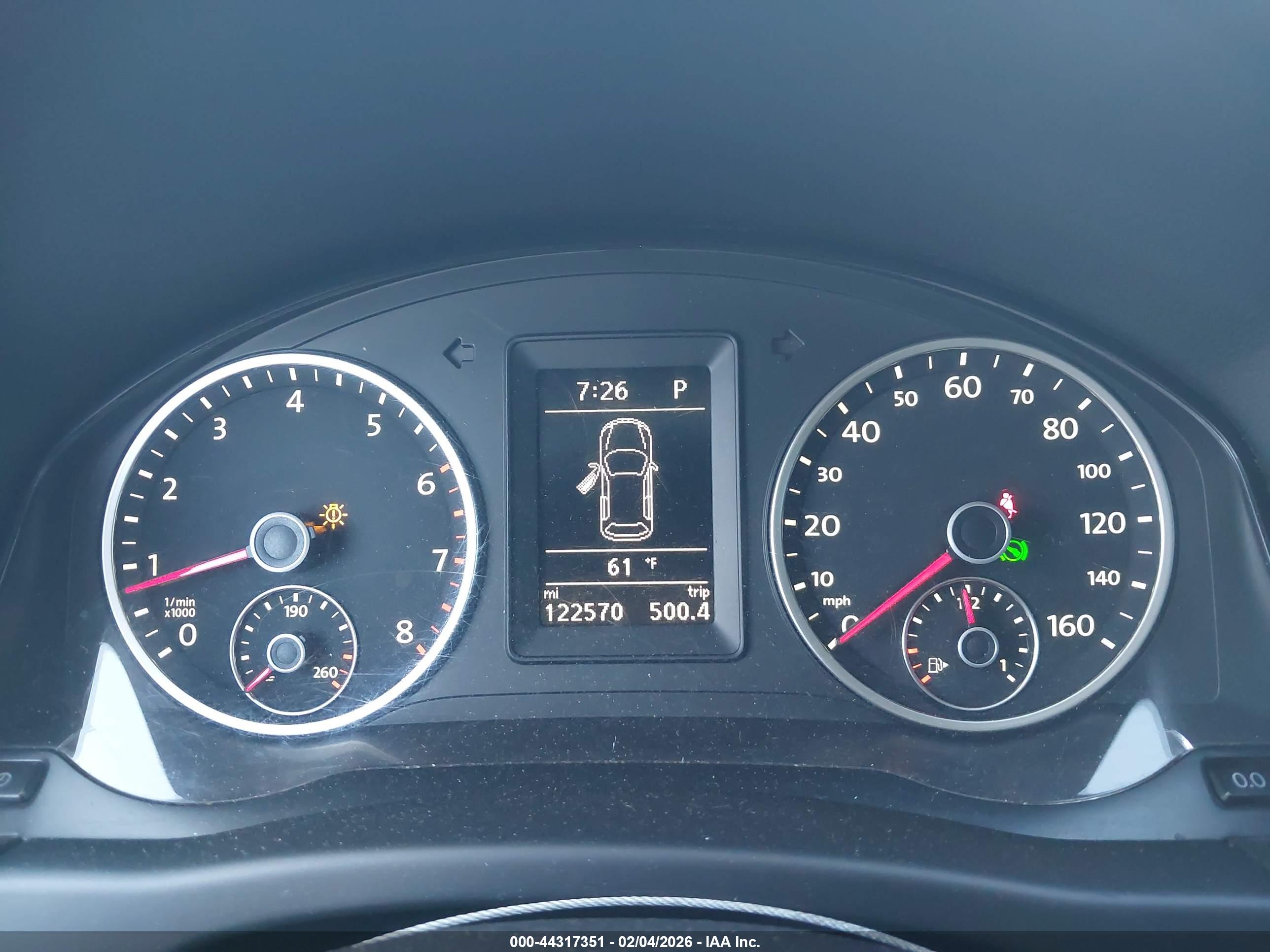 VOLKSWAGEN TIGUAN image 7