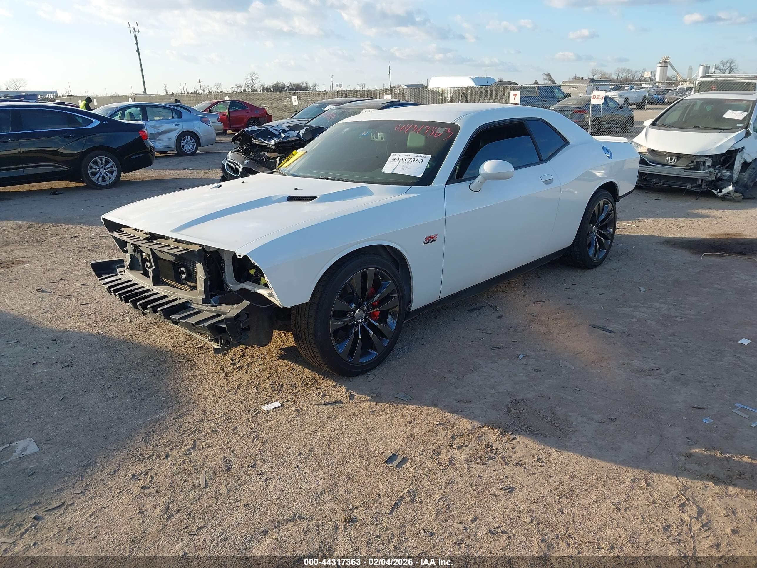 DODGE CHALLENGER image 2