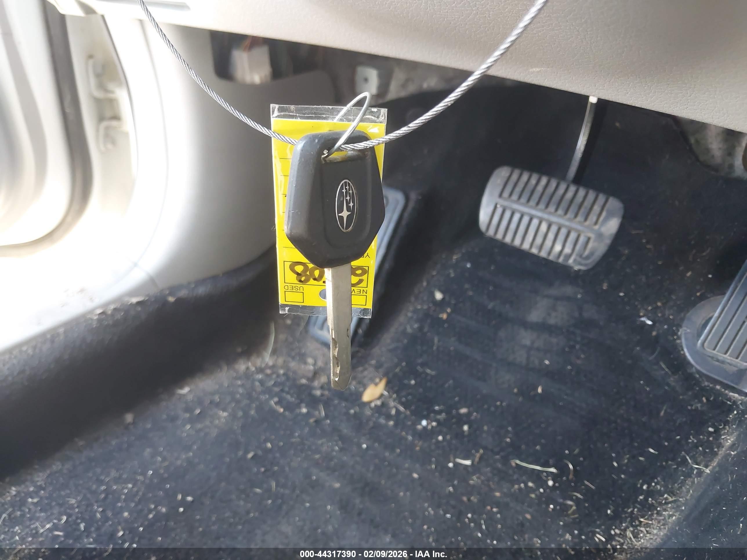 SUBARU FORESTER image 11