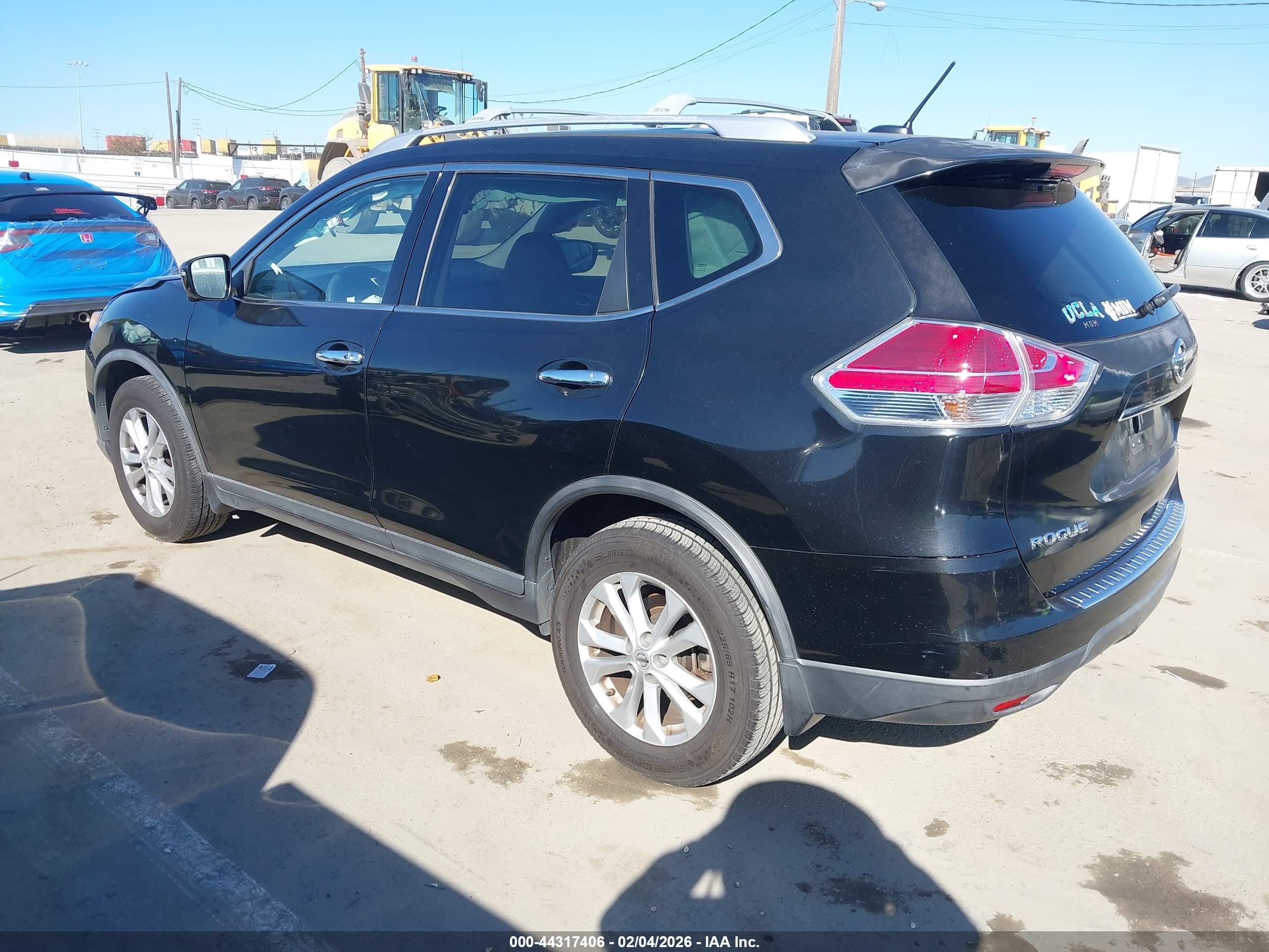 NISSAN ROGUE image 3