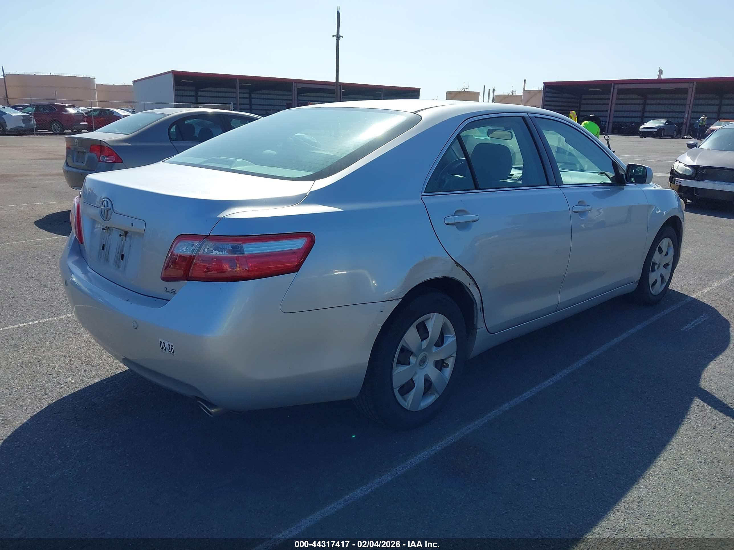 TOYOTA CAMRY image 4