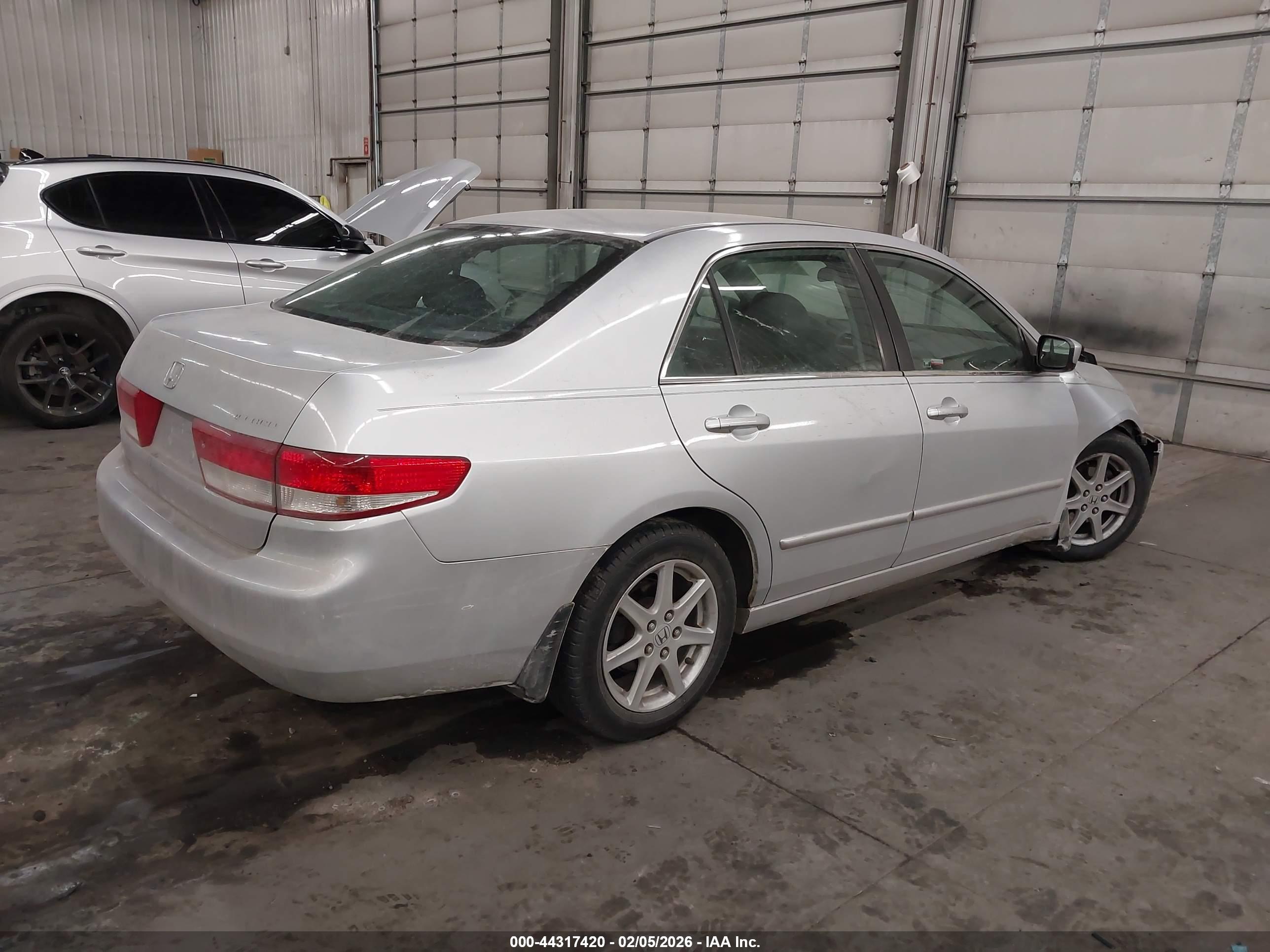 HONDA ACCORD image 4