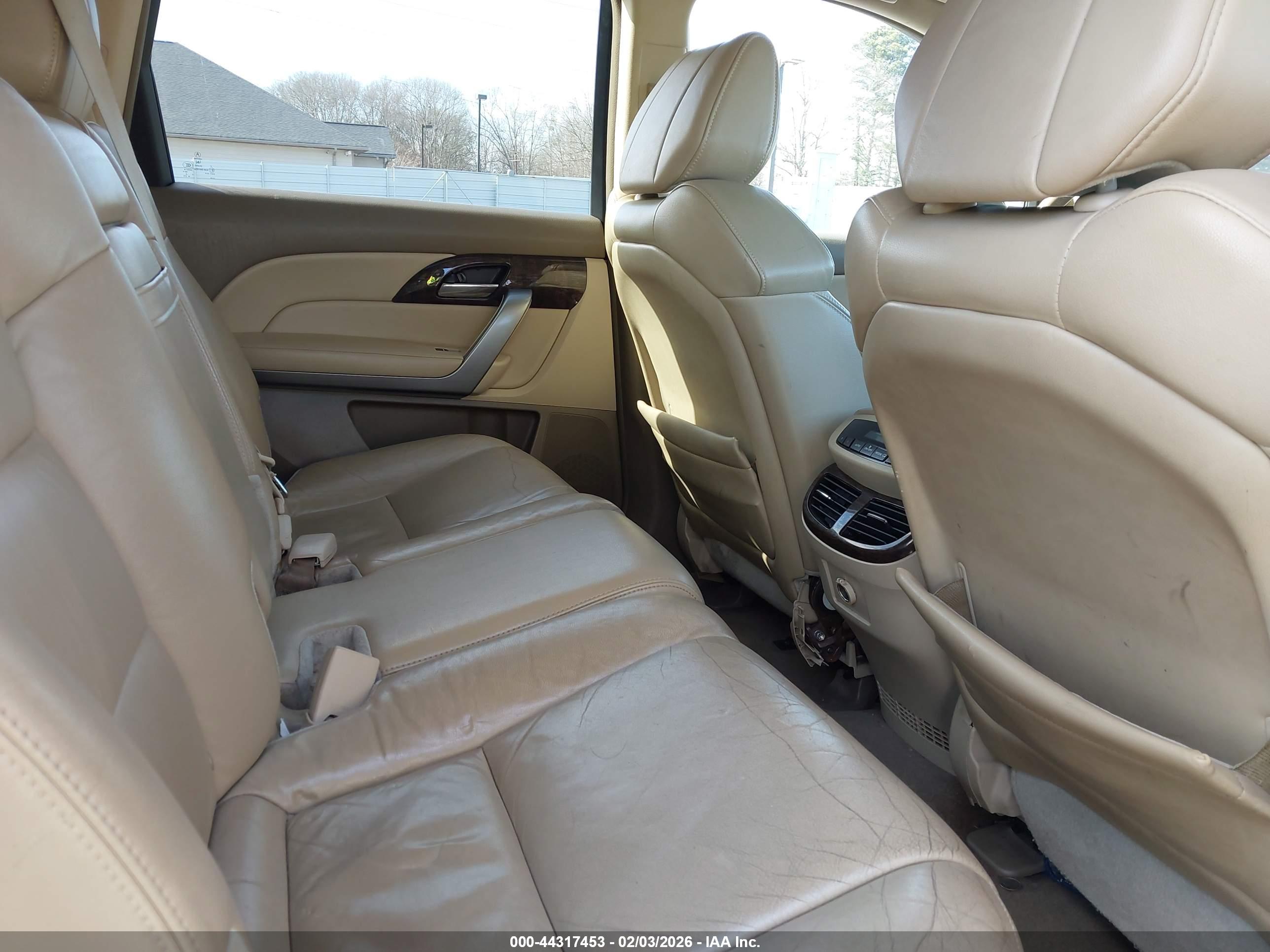 ACURA MDX image 8