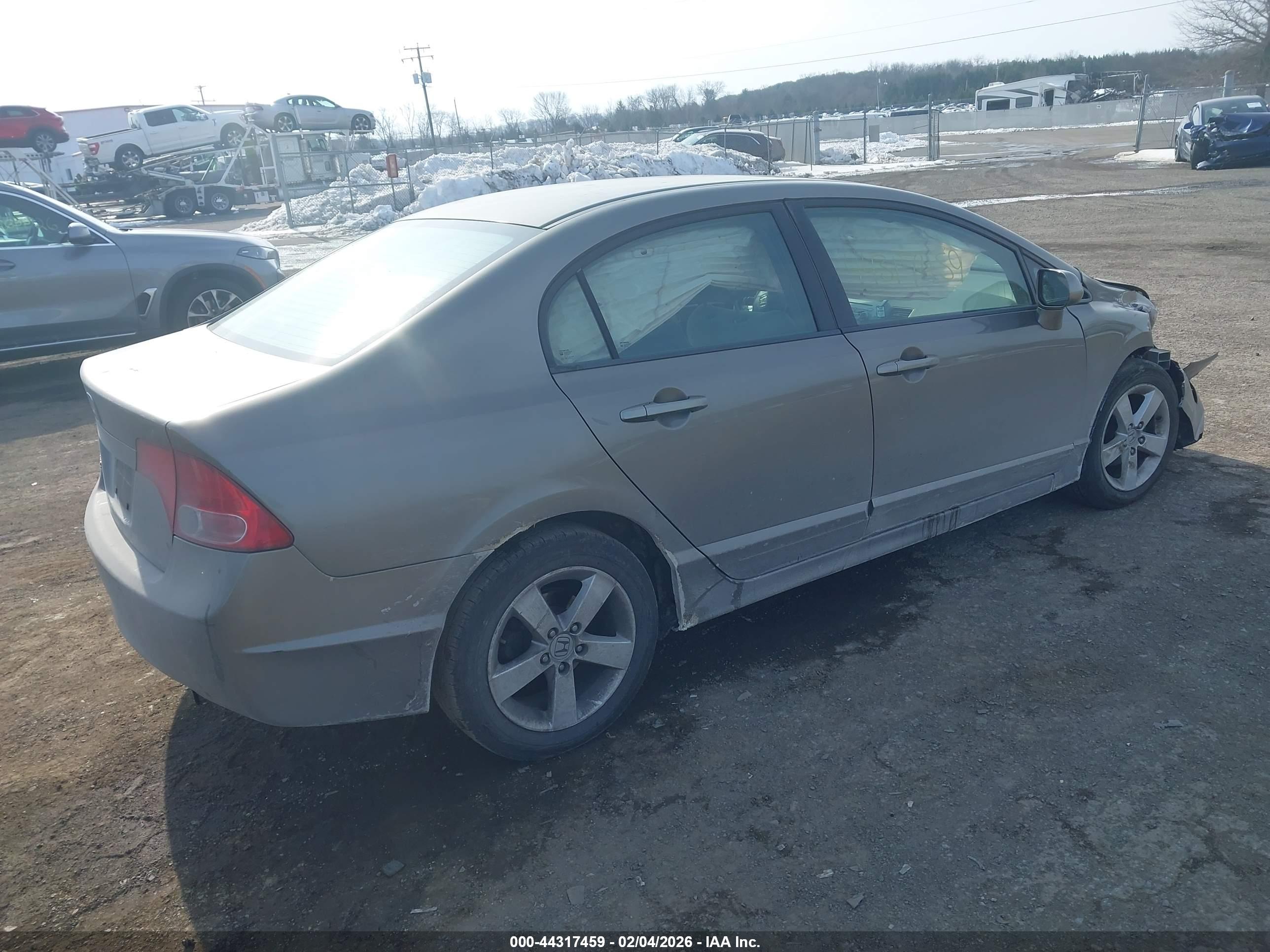 HONDA CIVIC image 4