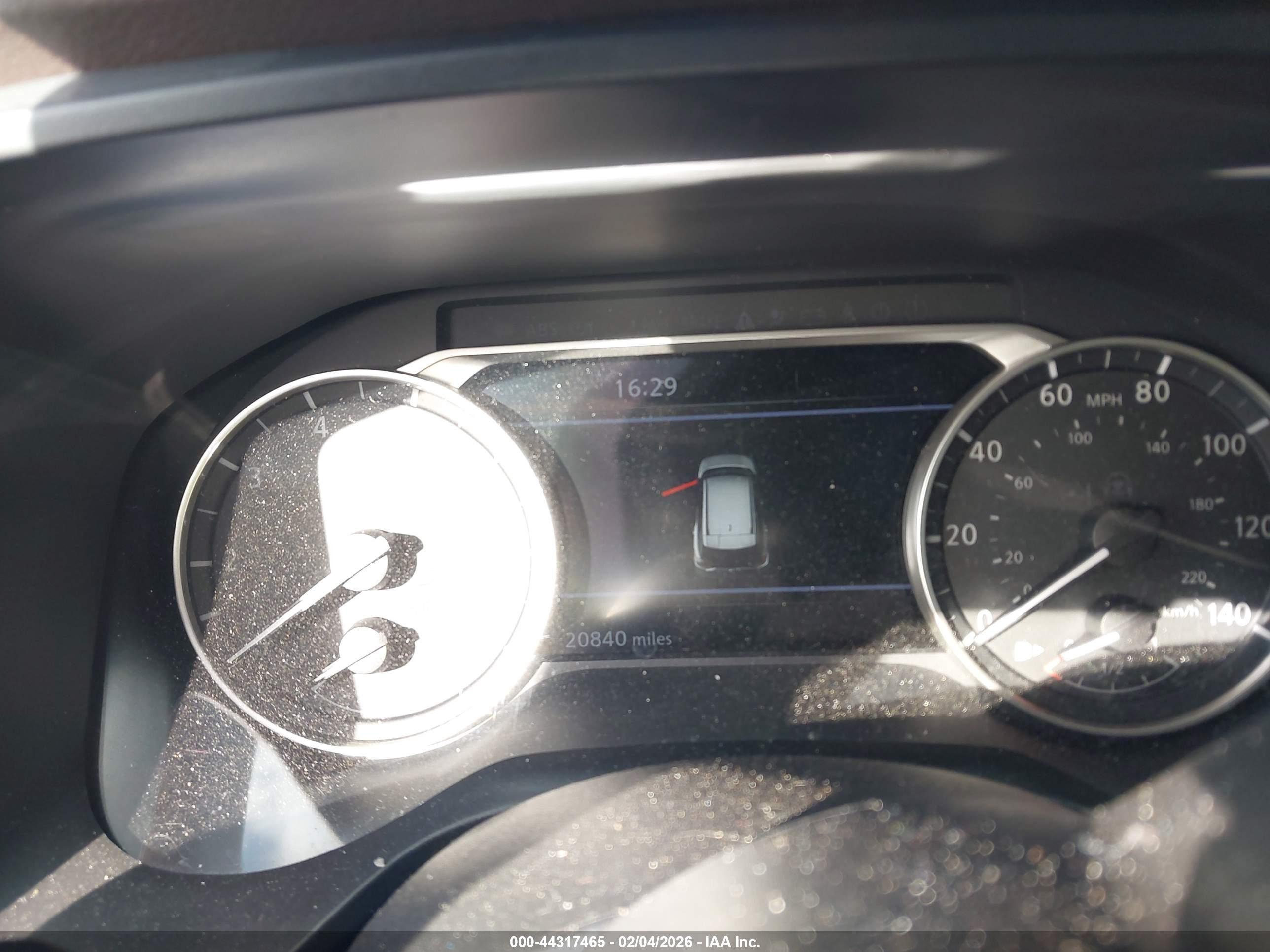 NISSAN ROGUE image 7