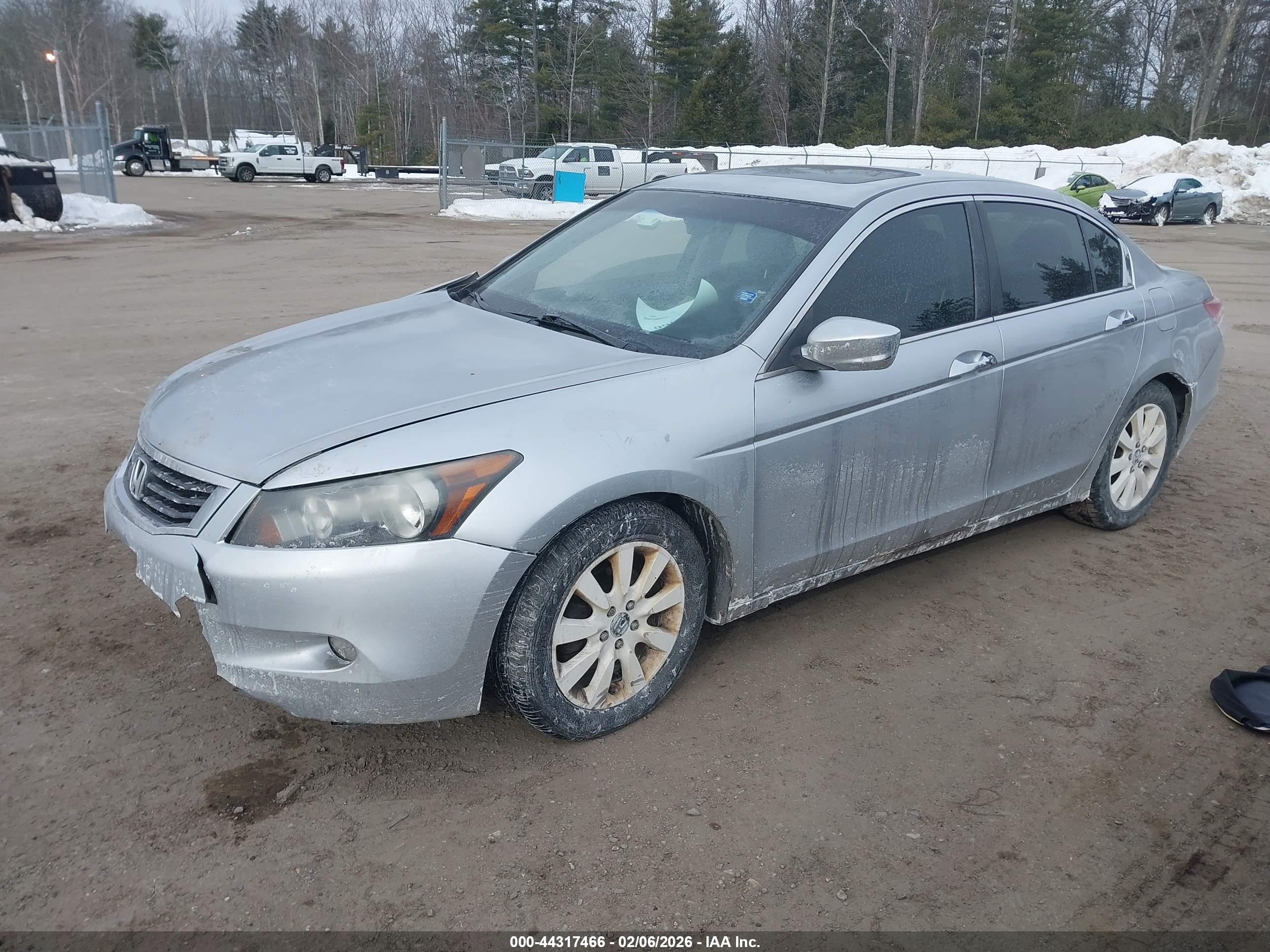HONDA ACCORD image 2