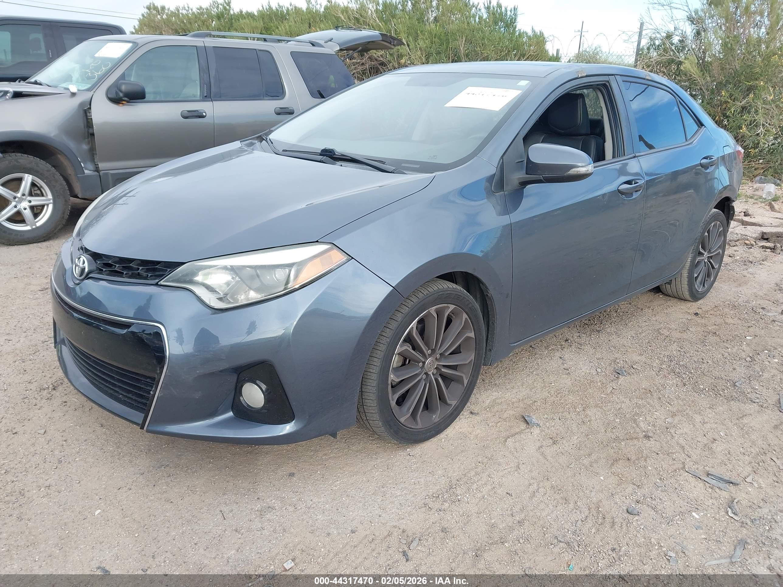 TOYOTA COROLLA image 2