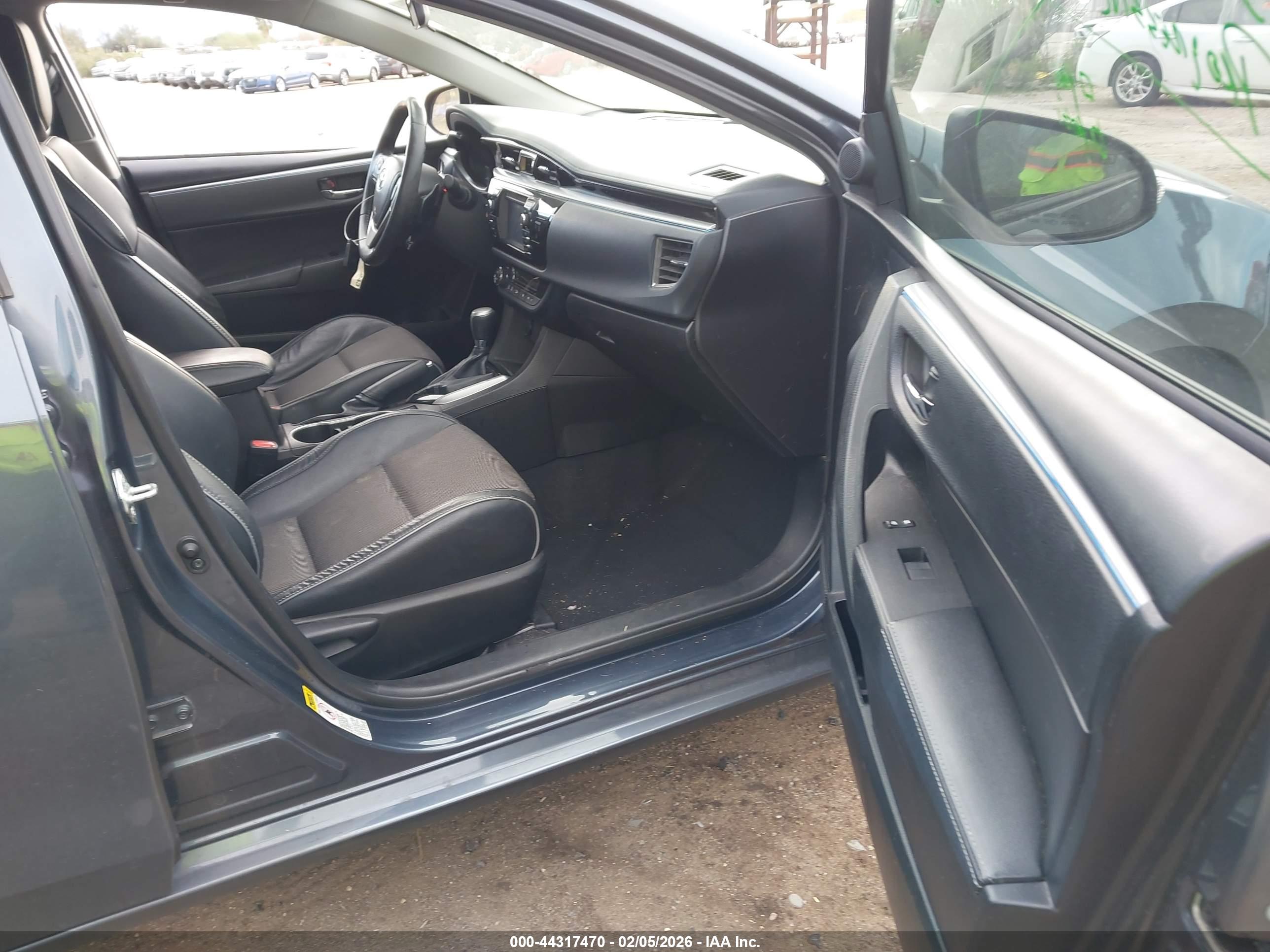 TOYOTA COROLLA image 5