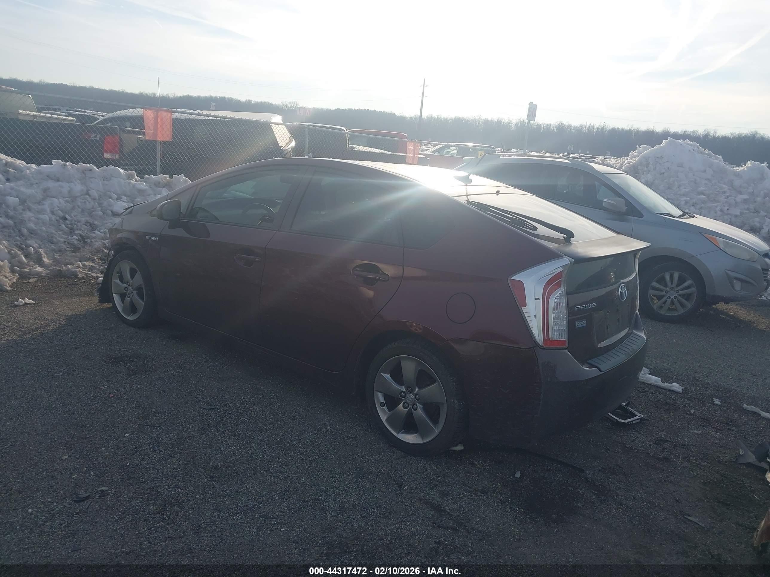 TOYOTA PRIUS image 3