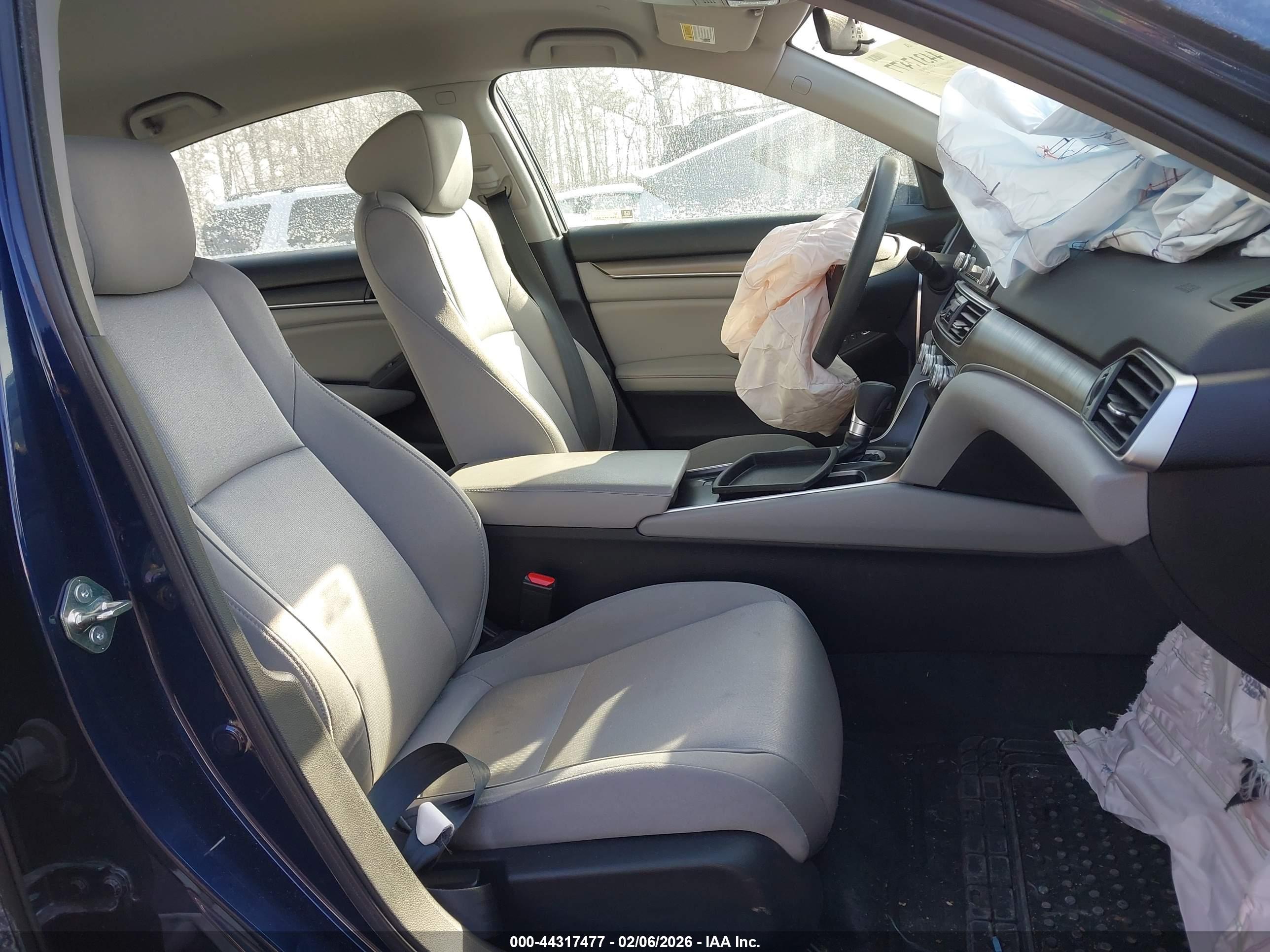 HONDA ACCORD image 5