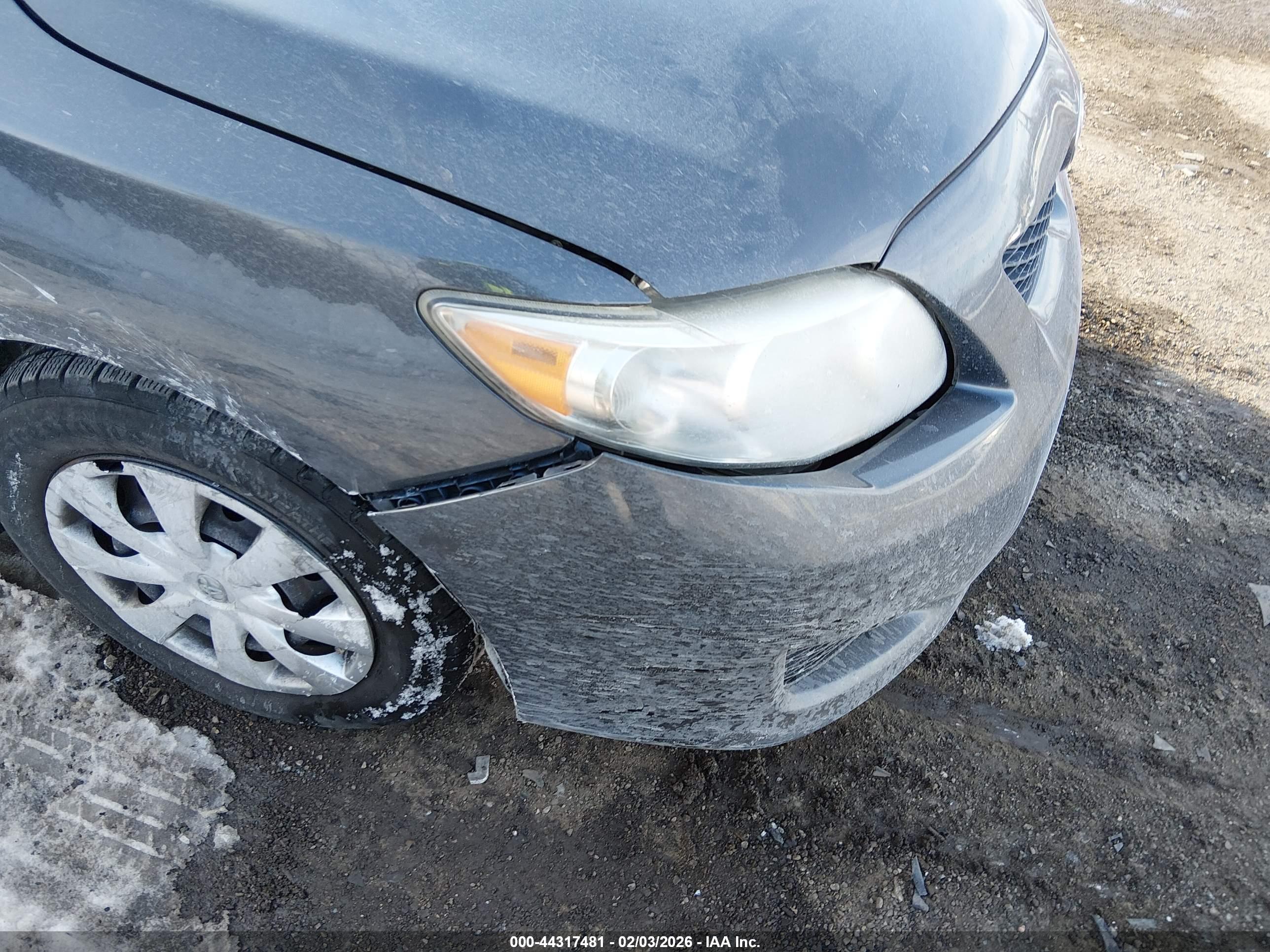 TOYOTA COROLLA image 6