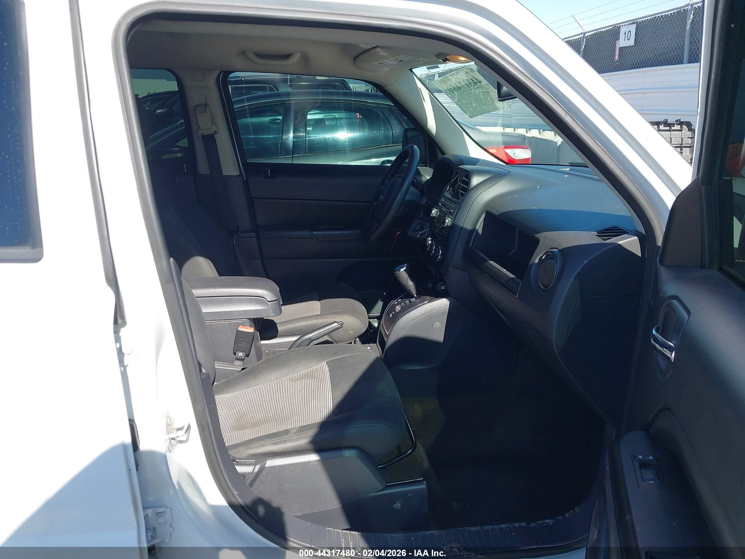 JEEP PATRIOT image 5