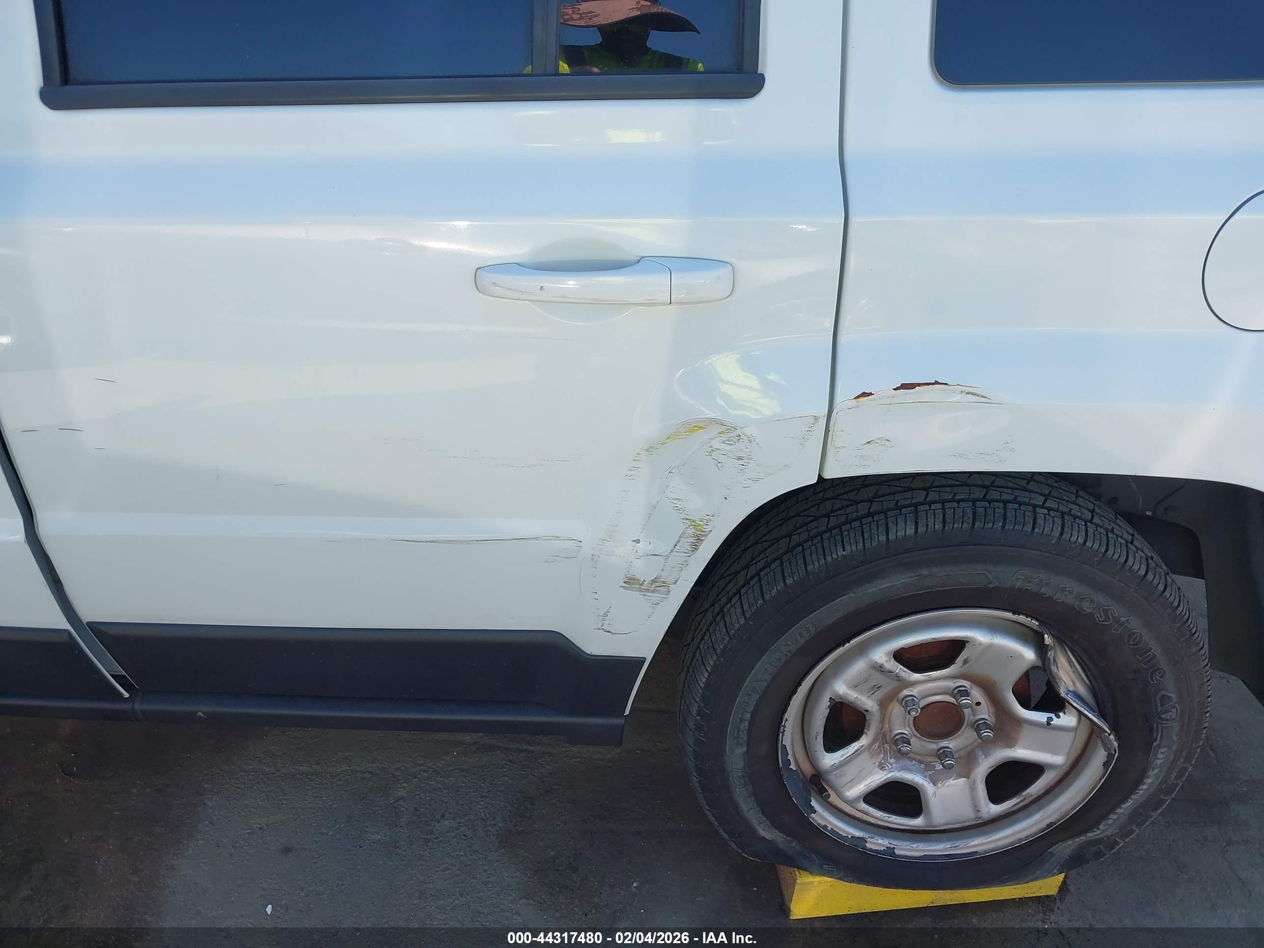 JEEP PATRIOT image 6