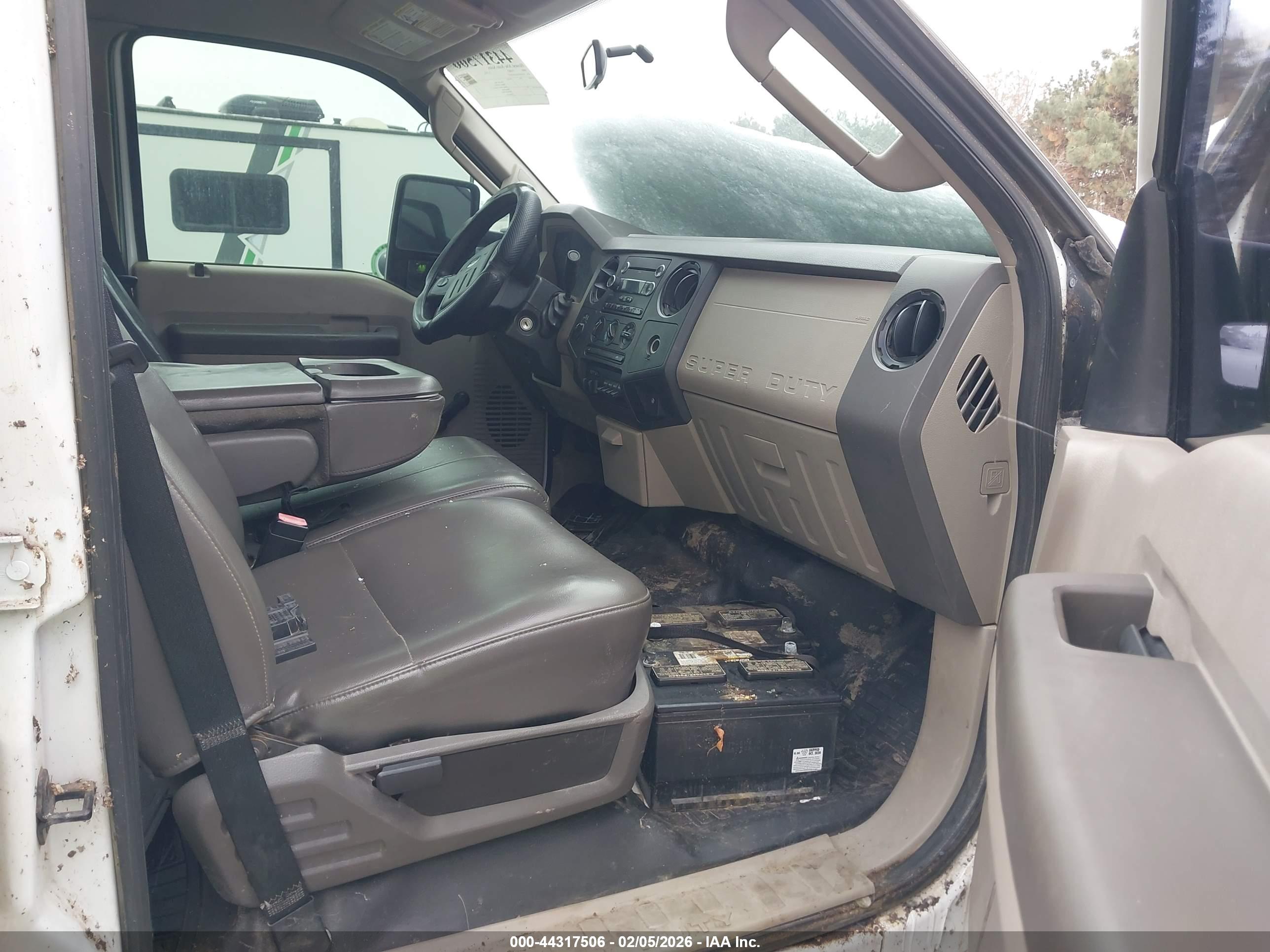 FORD F-350 image 7