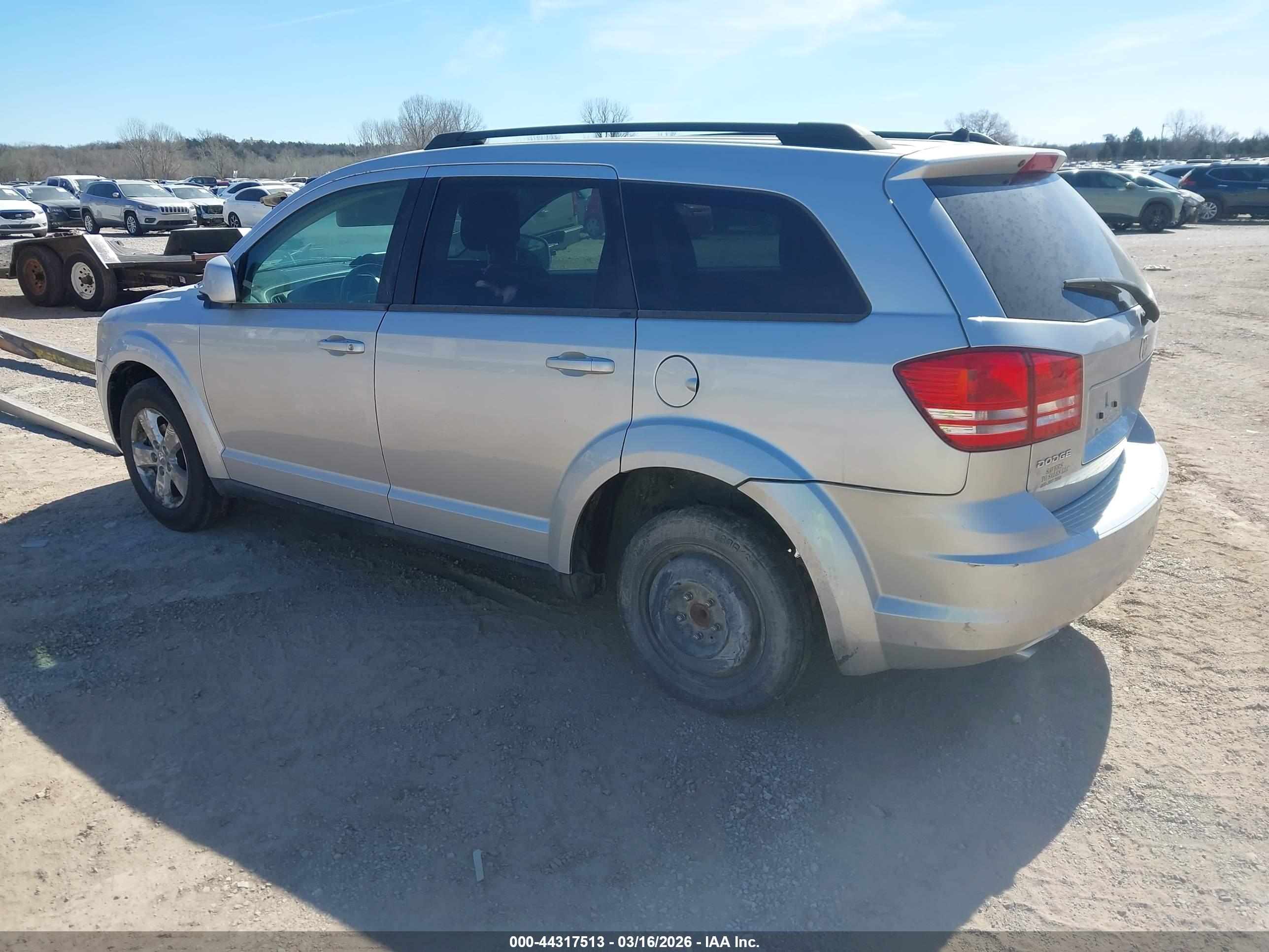 DODGE JOURNEY image 3