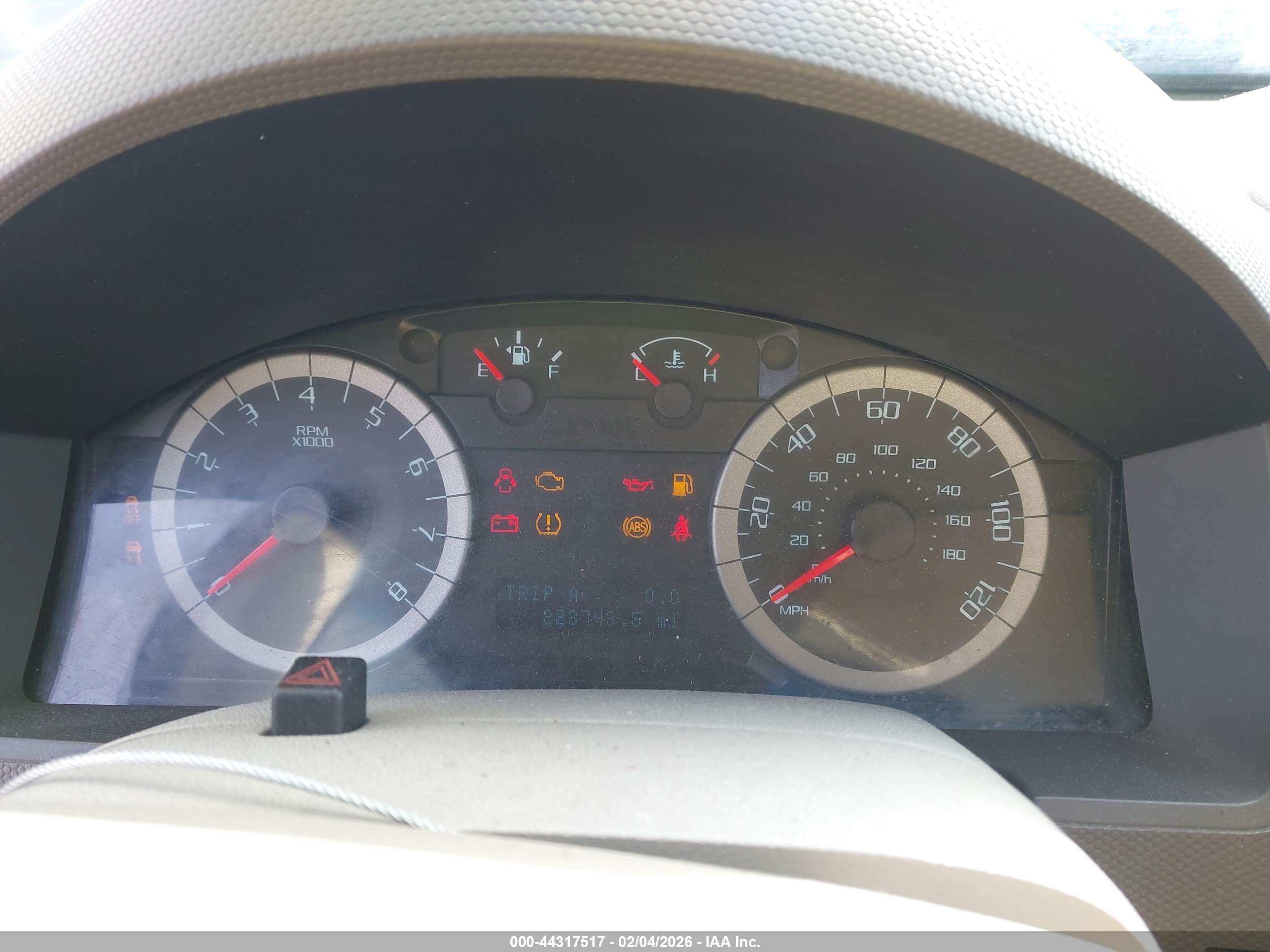 FORD ESCAPE image 7