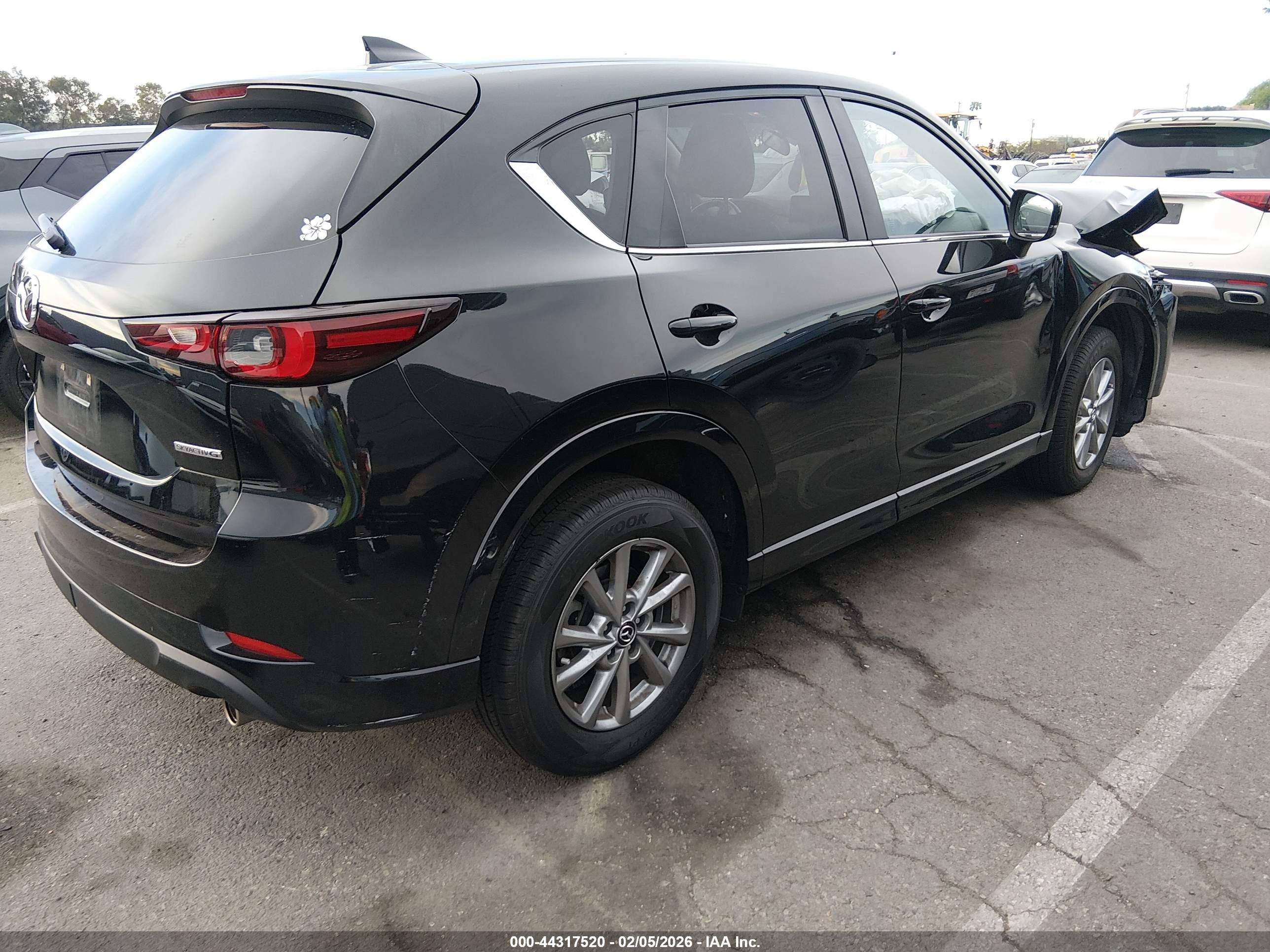 MAZDA CX-5 image 4
