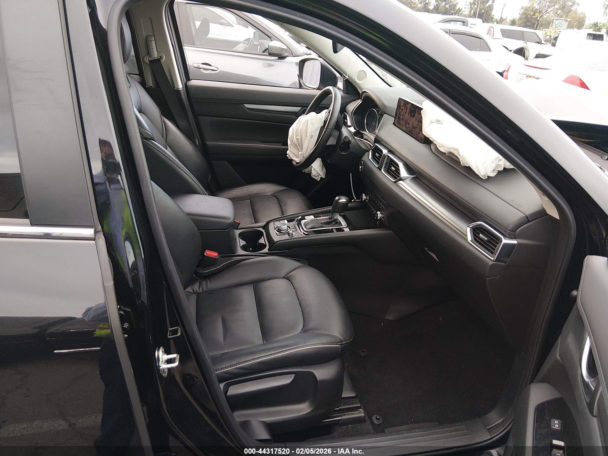 MAZDA CX-5 image 5