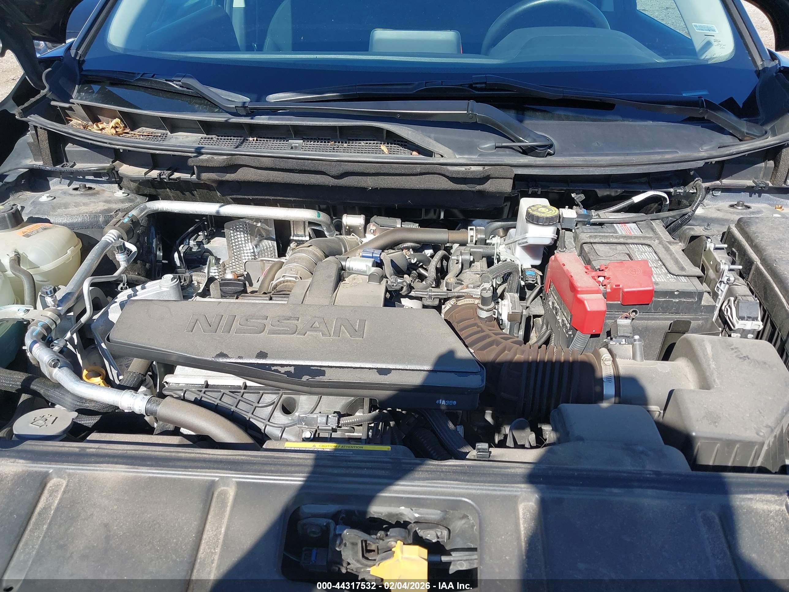 NISSAN ROGUE image 10
