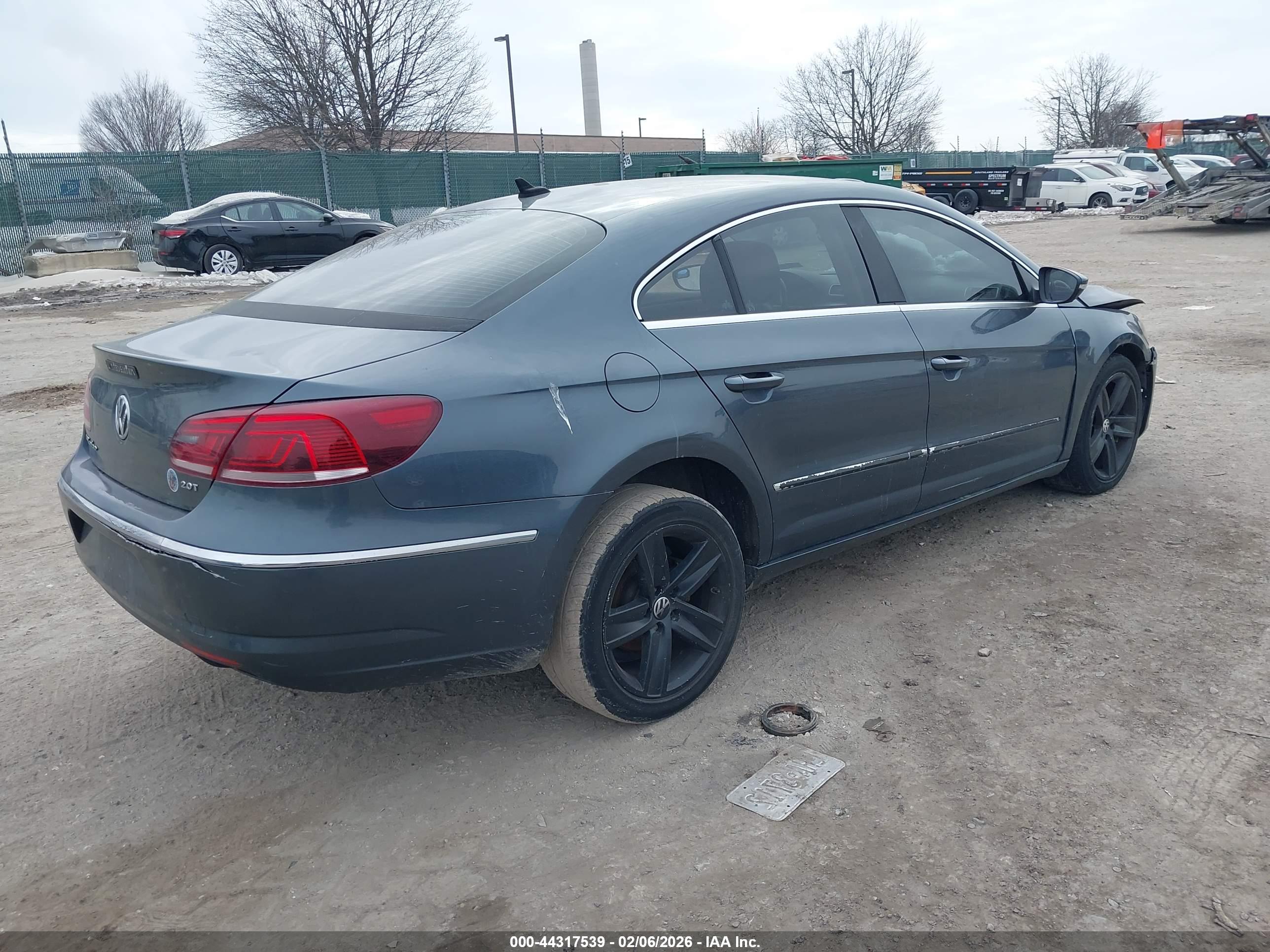VOLKSWAGEN CC image 4
