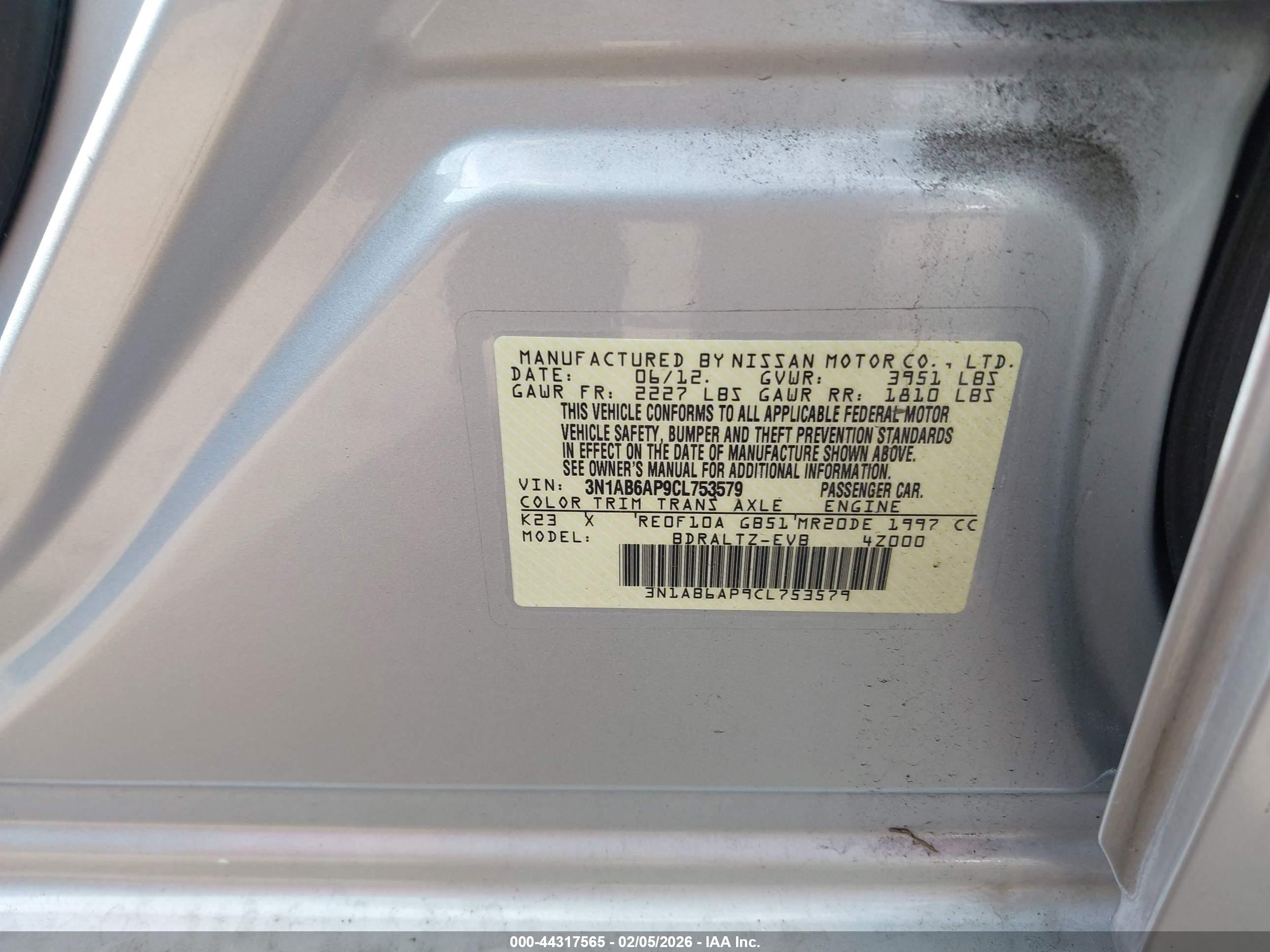 NISSAN SENTRA image 9