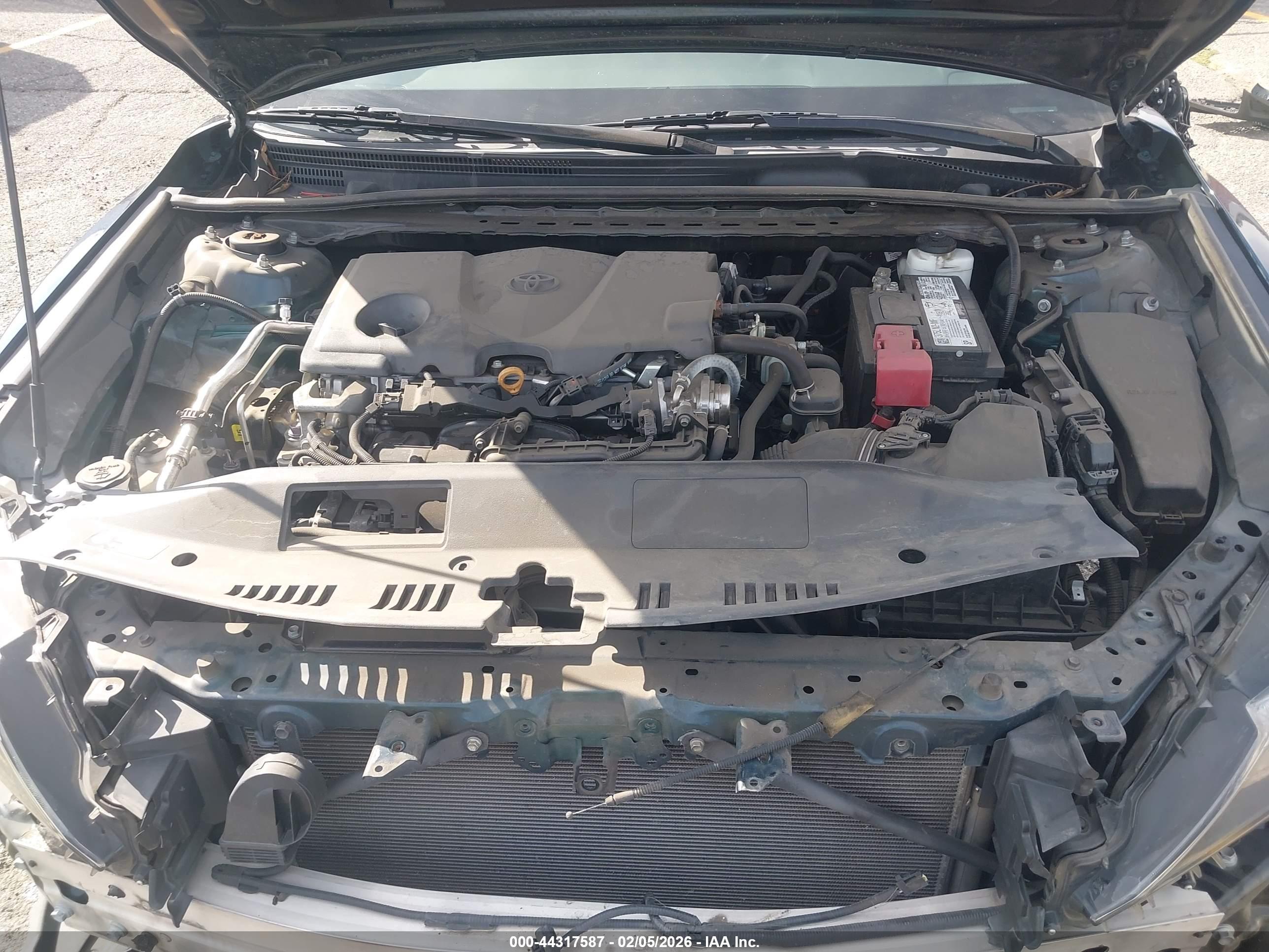TOYOTA CAMRY image 10
