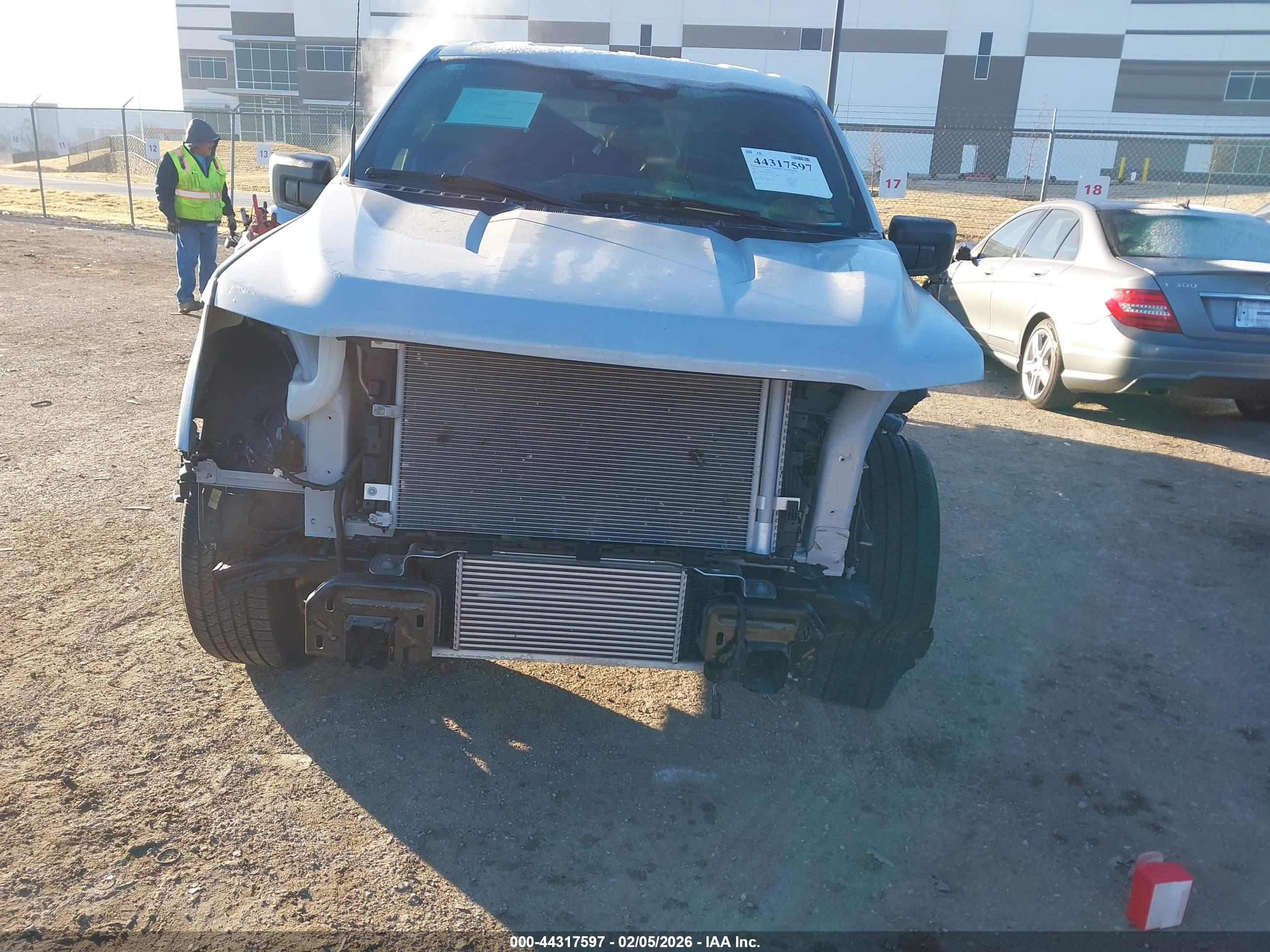 FORD F-150 image 6